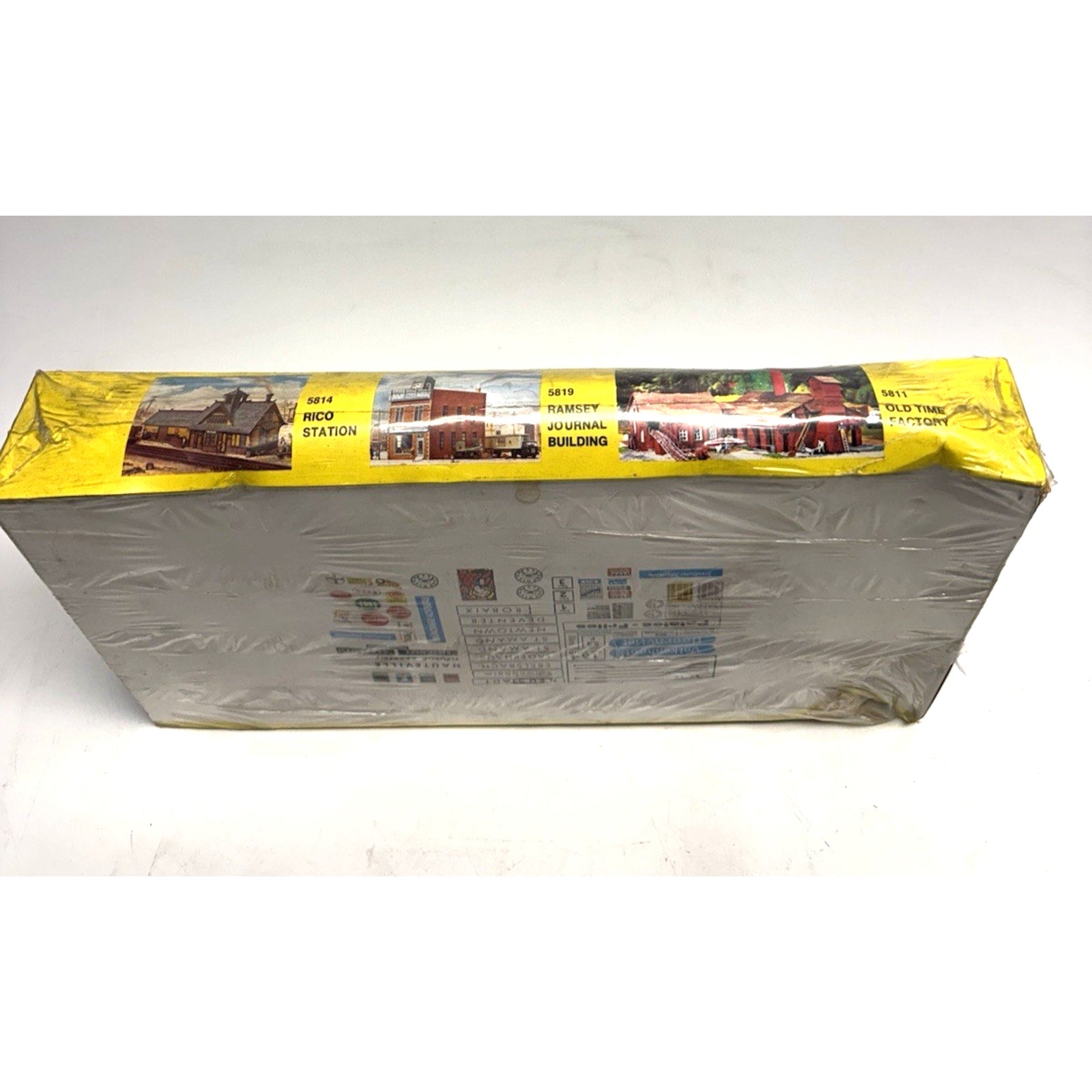 VINTAGE FACTORY SEALED A.H.M. HO U/A "BREWERY" PLASTIC MODAL KIT #5813