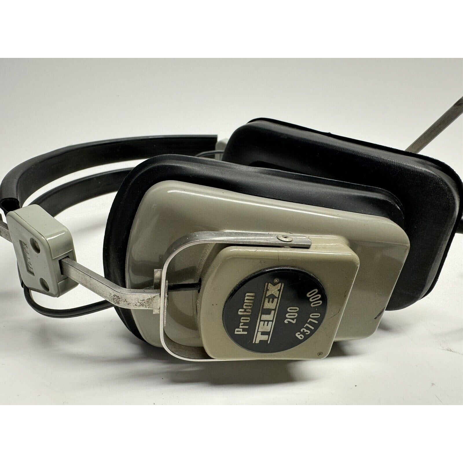 VINTAGE Telex Headphones Talking Airplane Pilot Aircraft Aviation -- UNTESTED