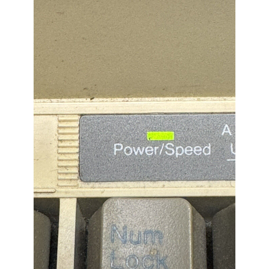 Vintage Toshiba T1100 Plus Laptop Computer, Dual DD Floppy Mono 640K : POWER ON