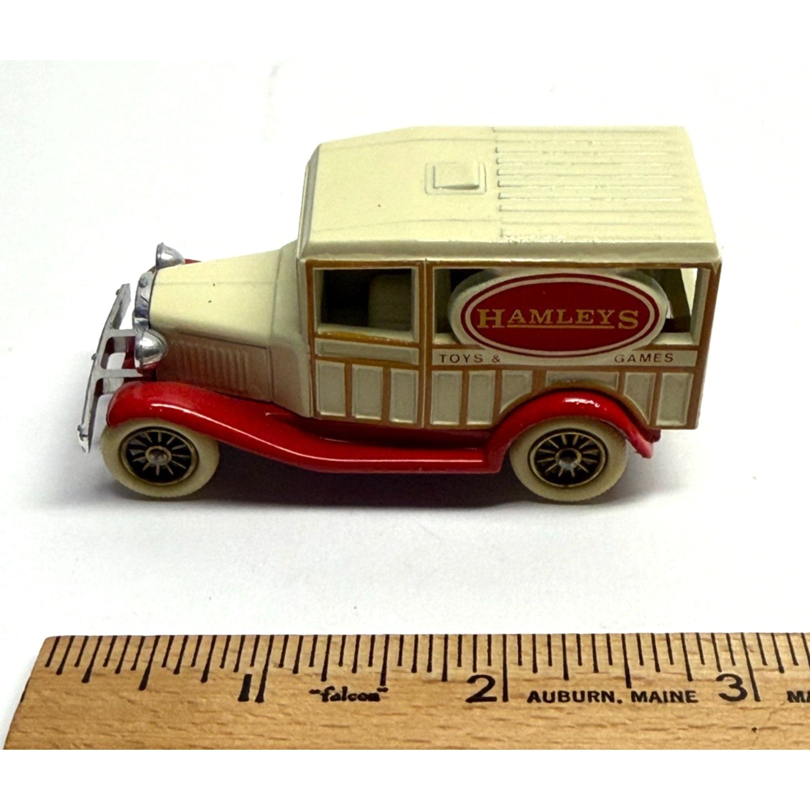 Vintage Lledo 1934 Ford Model A Woody Wagon HAMLEYS Oldtimer Days-Gone