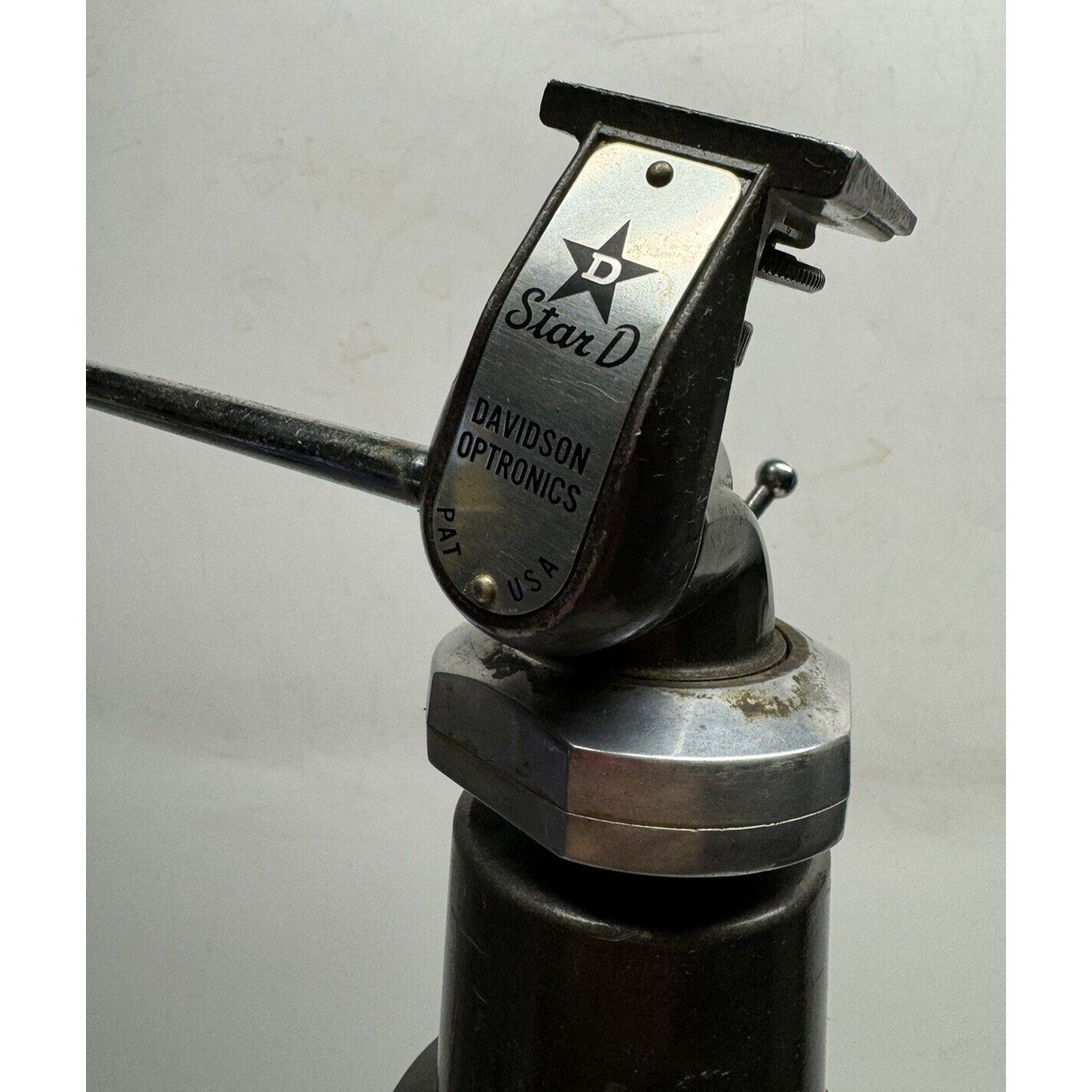 Vintage Davidson Star D Adjustable Aluminum Tripod MADE IN USA