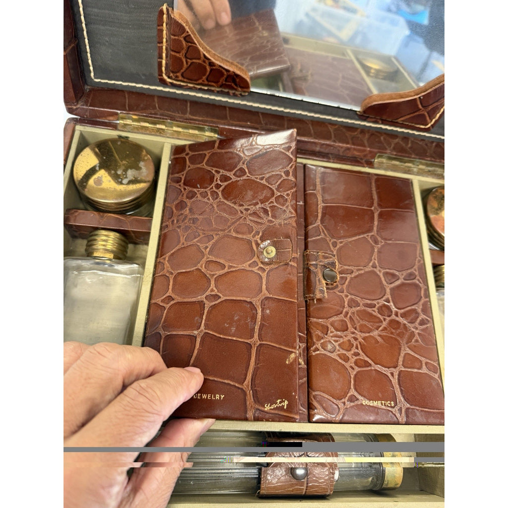 VINTAGE Saks Fifth Avenue NY Alligator-Embossed Leather Vanity Case