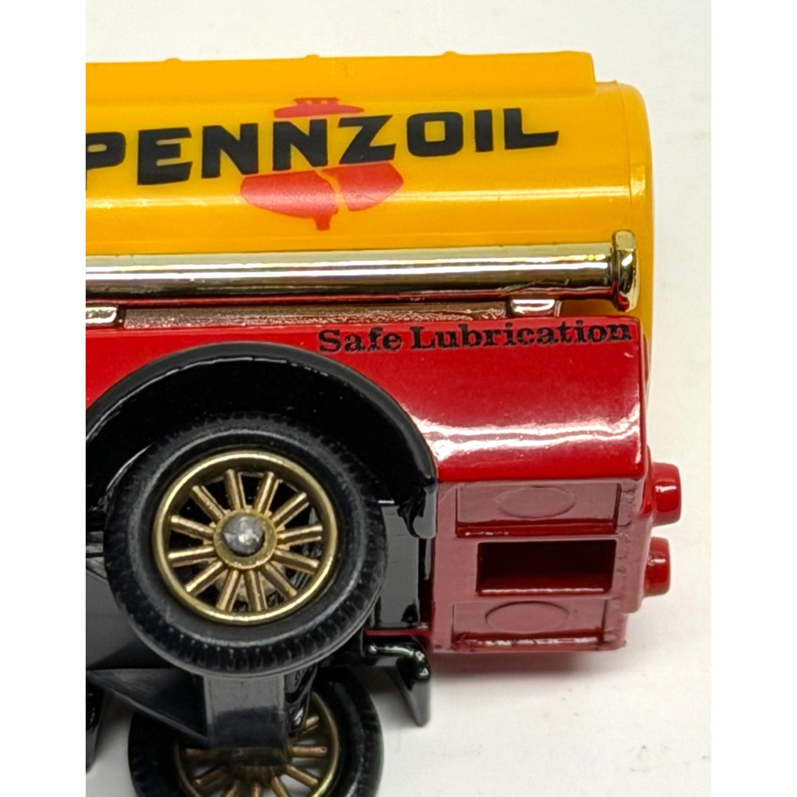 Vintage Lledo Limited Edition Days Gone Die Cast 1920 Model T Ford Tanker