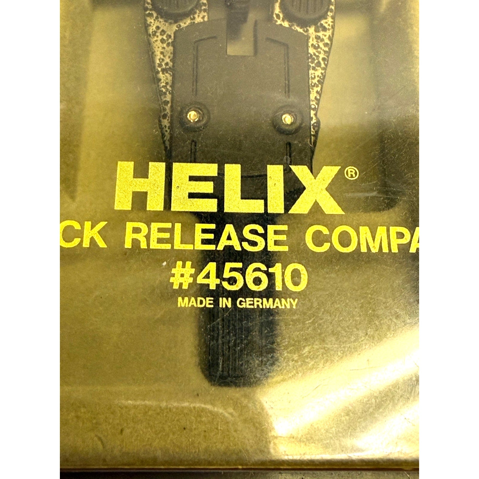 VINTAGE NOS MODEL# 45610 HELIX QUICK RELEASE COMPASS