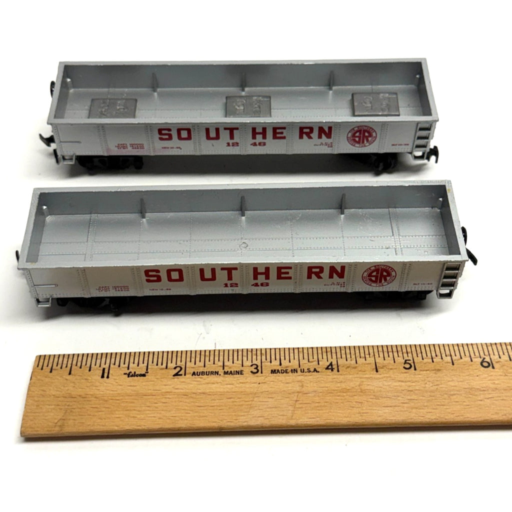 Vintage Lot of 2 Bachmann HO 40' Gondola Southern #1246