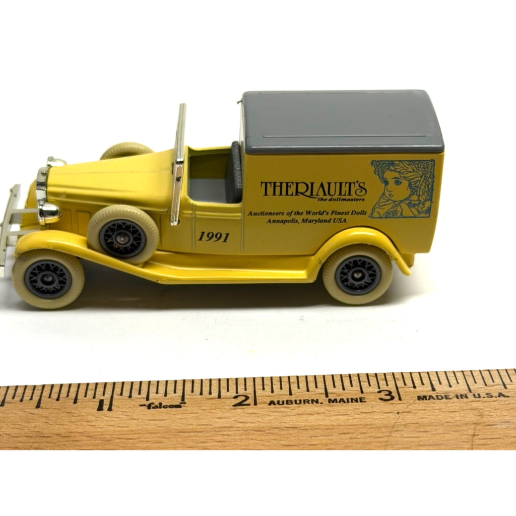 Vintage LLEDO DAYS GONE 1933 PACKARD TOWN VAN WHITMANS SAMPLER DIECAST