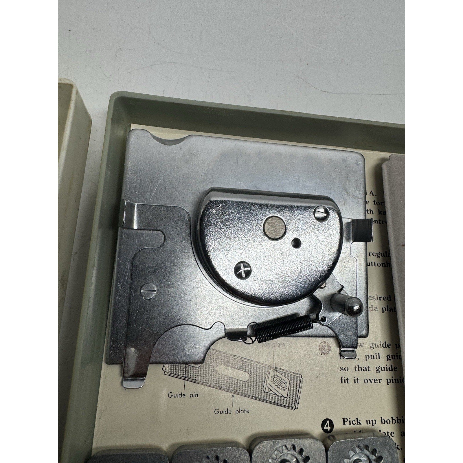 VINTAGE Sears Kenmore Sewing Machine Buttonholes Templates Part Attachments Box