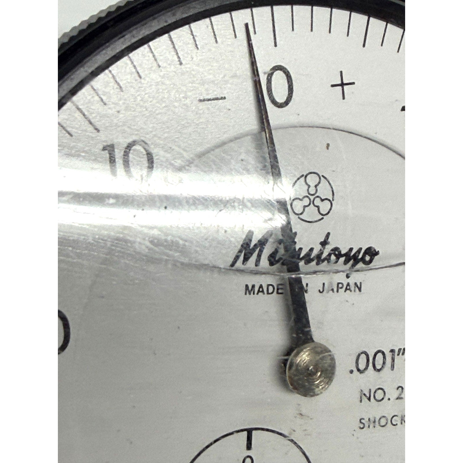 Vintage Mitutoyo 2413-08 Dial Indicator .001"-.400" Balanced Scale Shock Proof