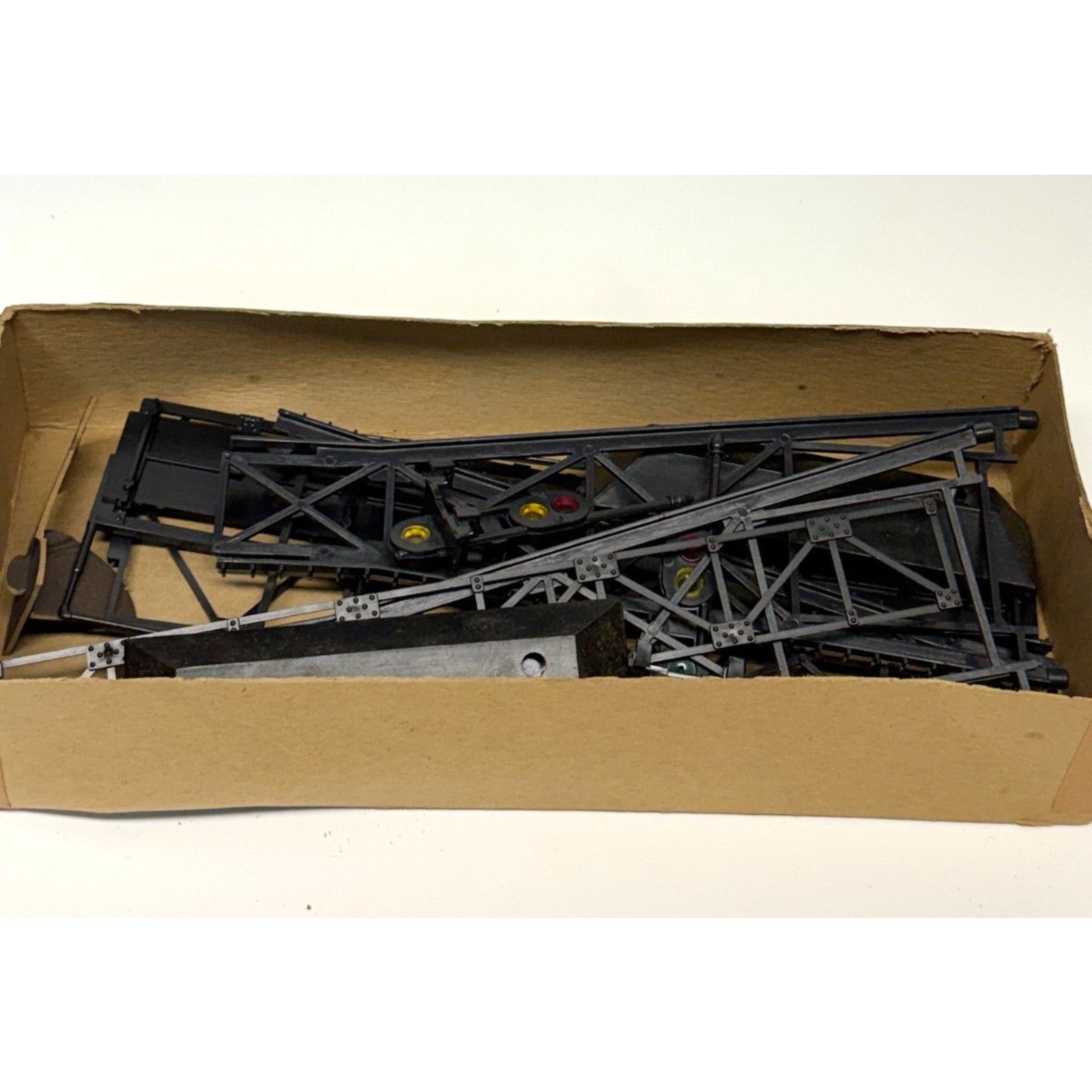 Vintage Plasticville USA O Gauge Signal Bridge 1403-79 Train Boxed Kit Bachmann