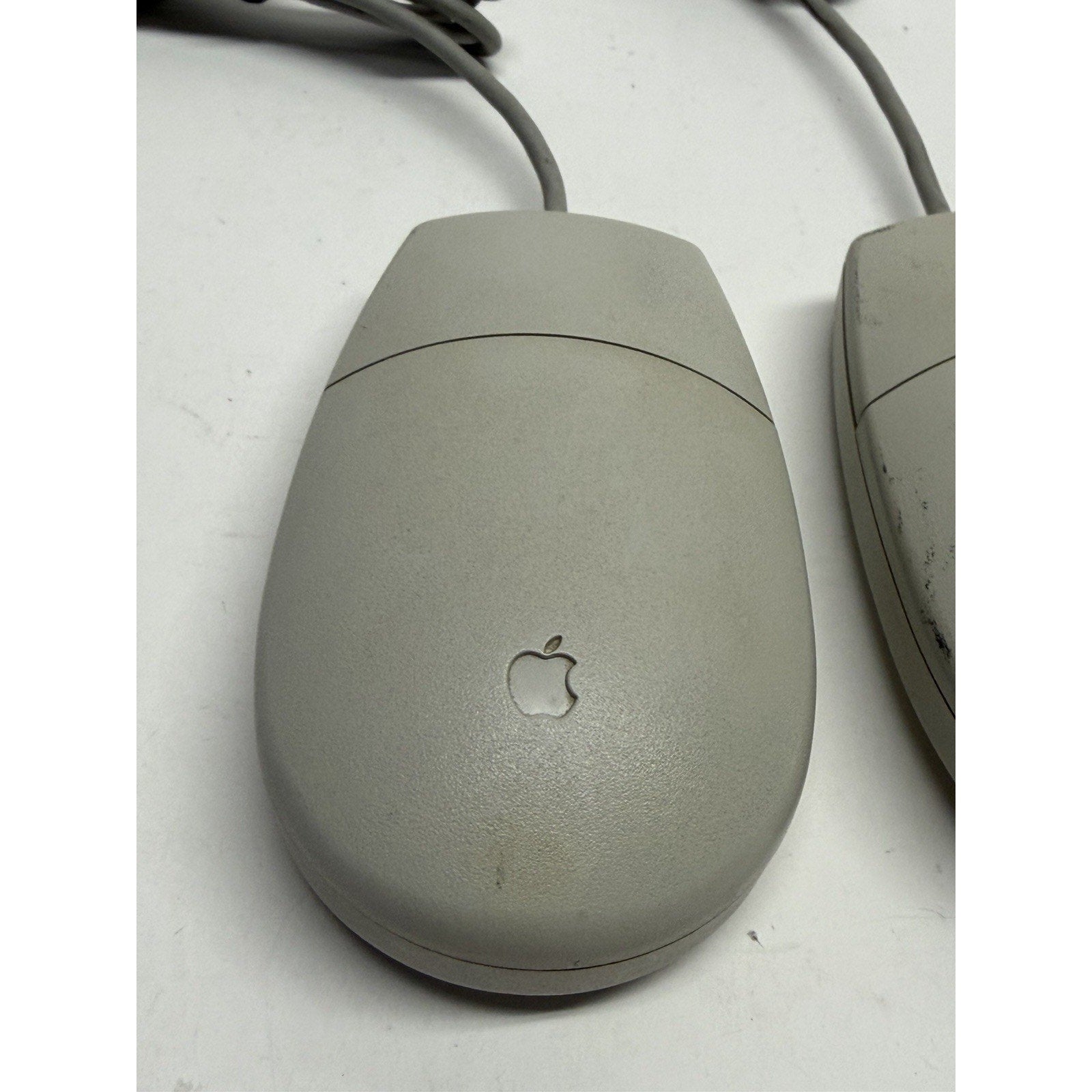 Vintage Lot of 2 Apple Desktop Bus Mouse for Macintosh Classic SE IIgs M2706