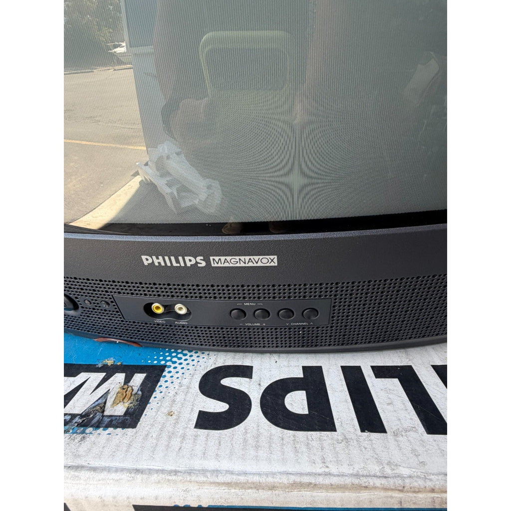 VINTAGE NOS 19" Philips Magnavox PR1920 Retro Gaming CRT TV - W/ Manual