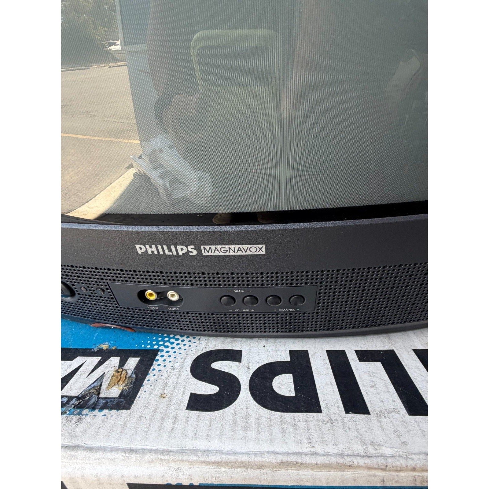 VINTAGE NOS 19" Philips Magnavox PR1920 Retro Gaming CRT TV - W/ Manual