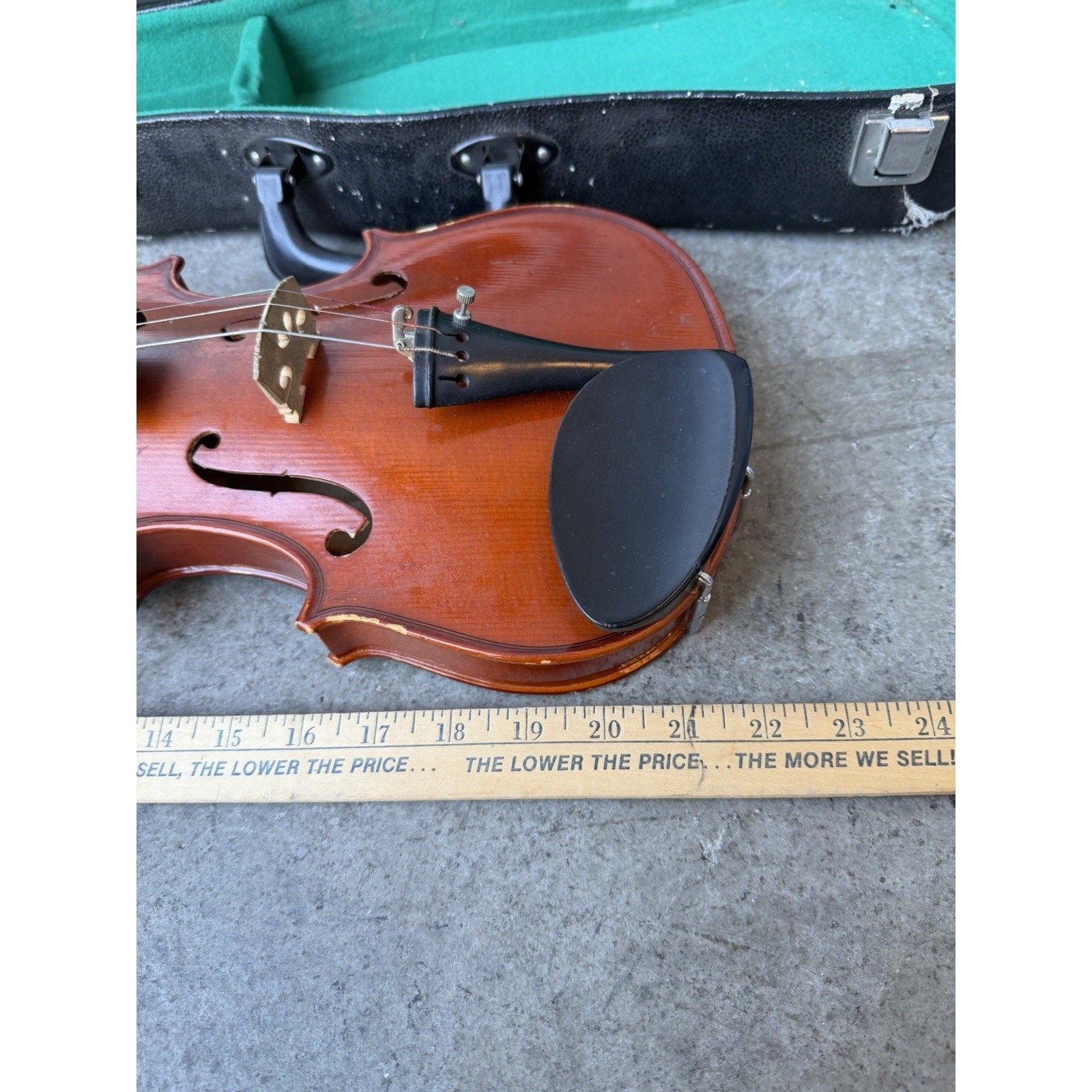 Vintage Stradavarius style 4/4 Violin w/Case & Bow ~~Missing Parts~~