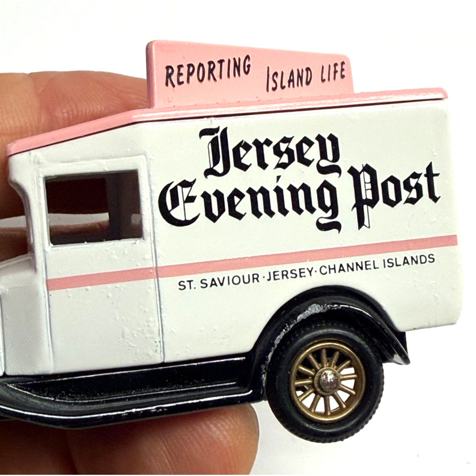Vintage Lledo Days Gone 1932 MODEL A FORD VAN #DG13006 Jersey Evening Post
