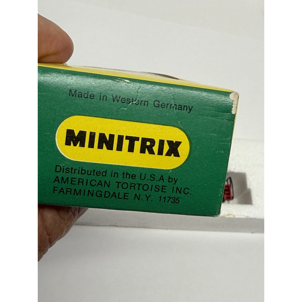Vintage NOS Minitrix N Scale 51 2006 00 Santa Fe Diesel Locomotive #576