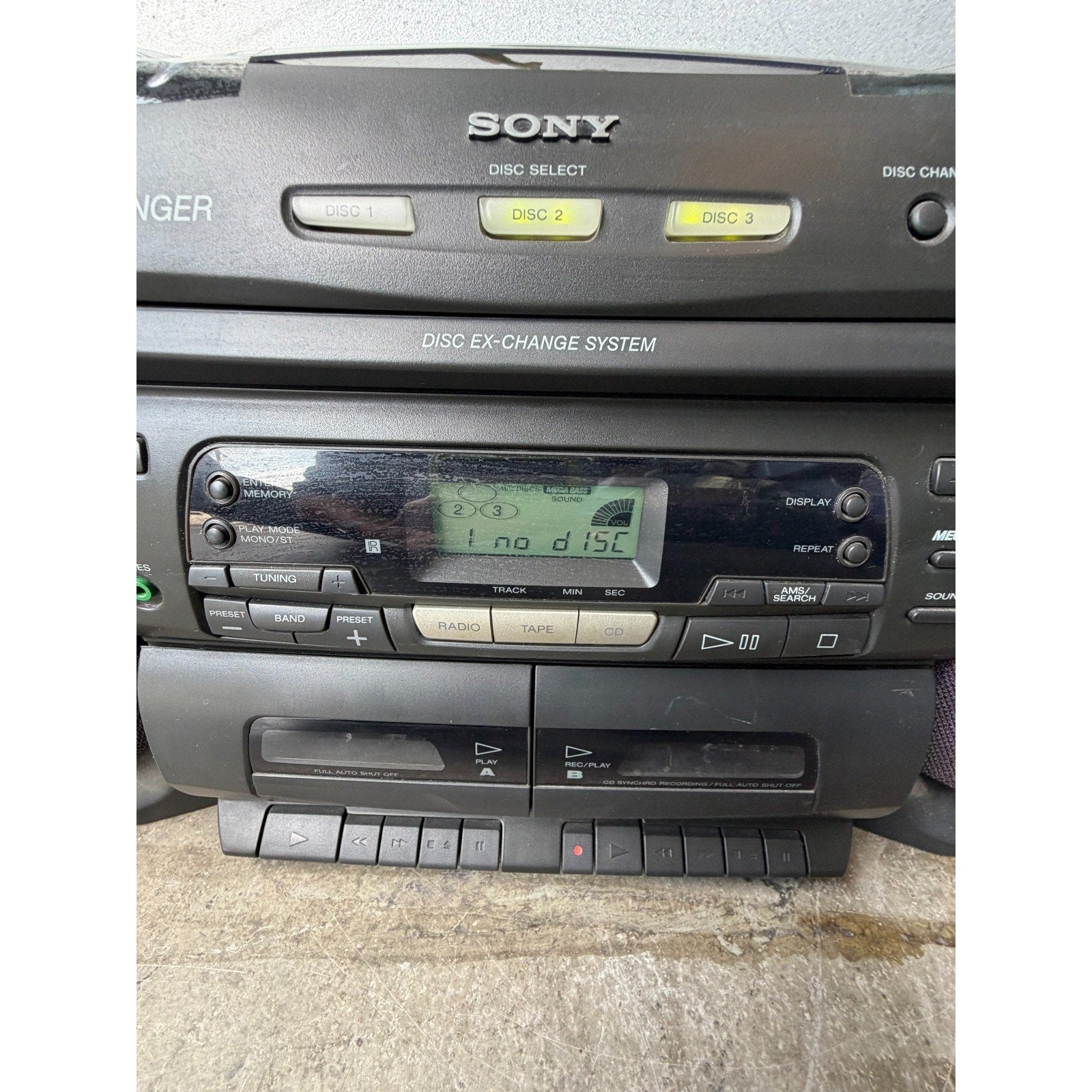 VINTAGE Sony CFD-646 Boombox 3 CD Cassette AM/FM Radio - CD & TAPE WORKS!