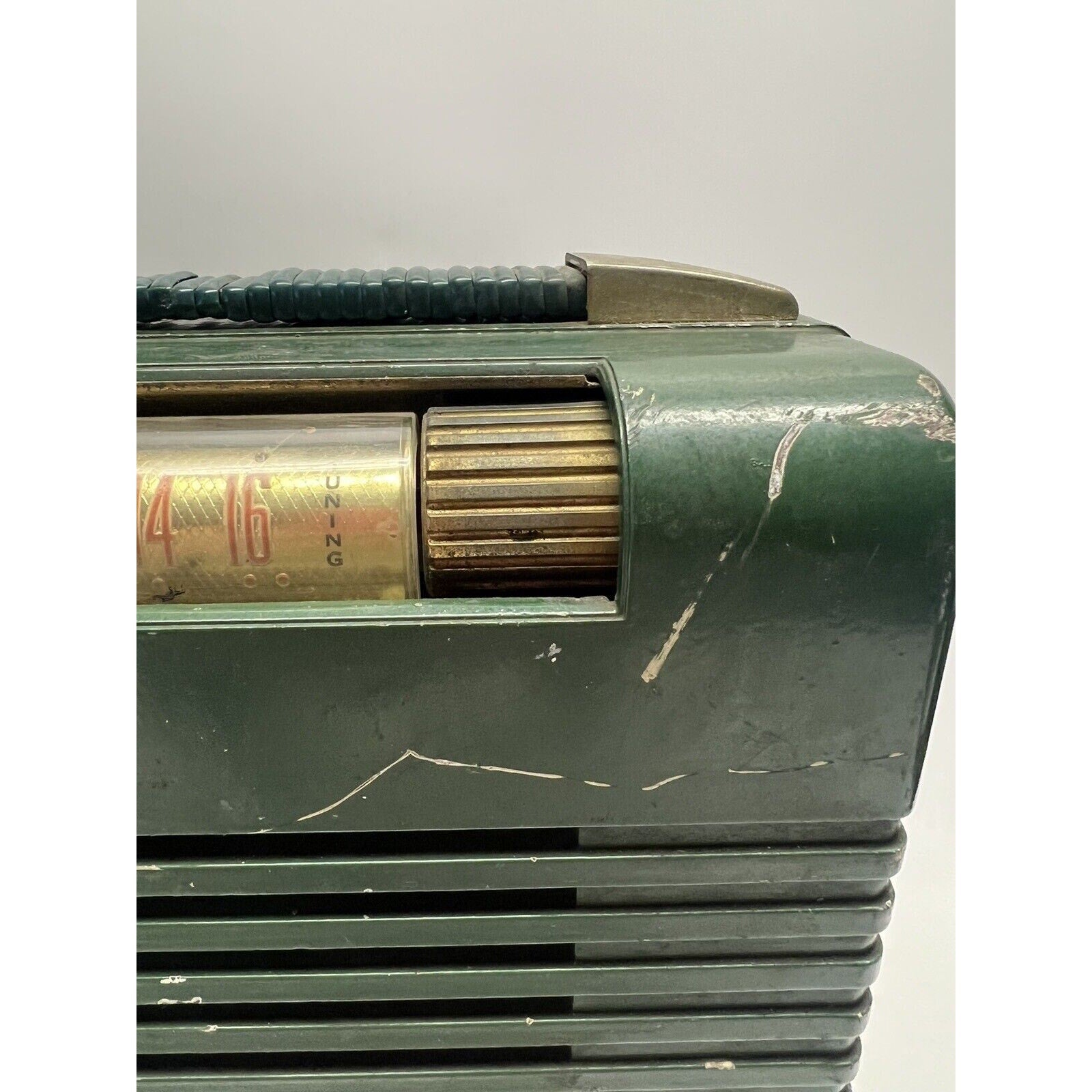 Vintage 50s Sears Roebuck SILVERTONE 2022 Radio Green/Gold Power On :Nd Repair
