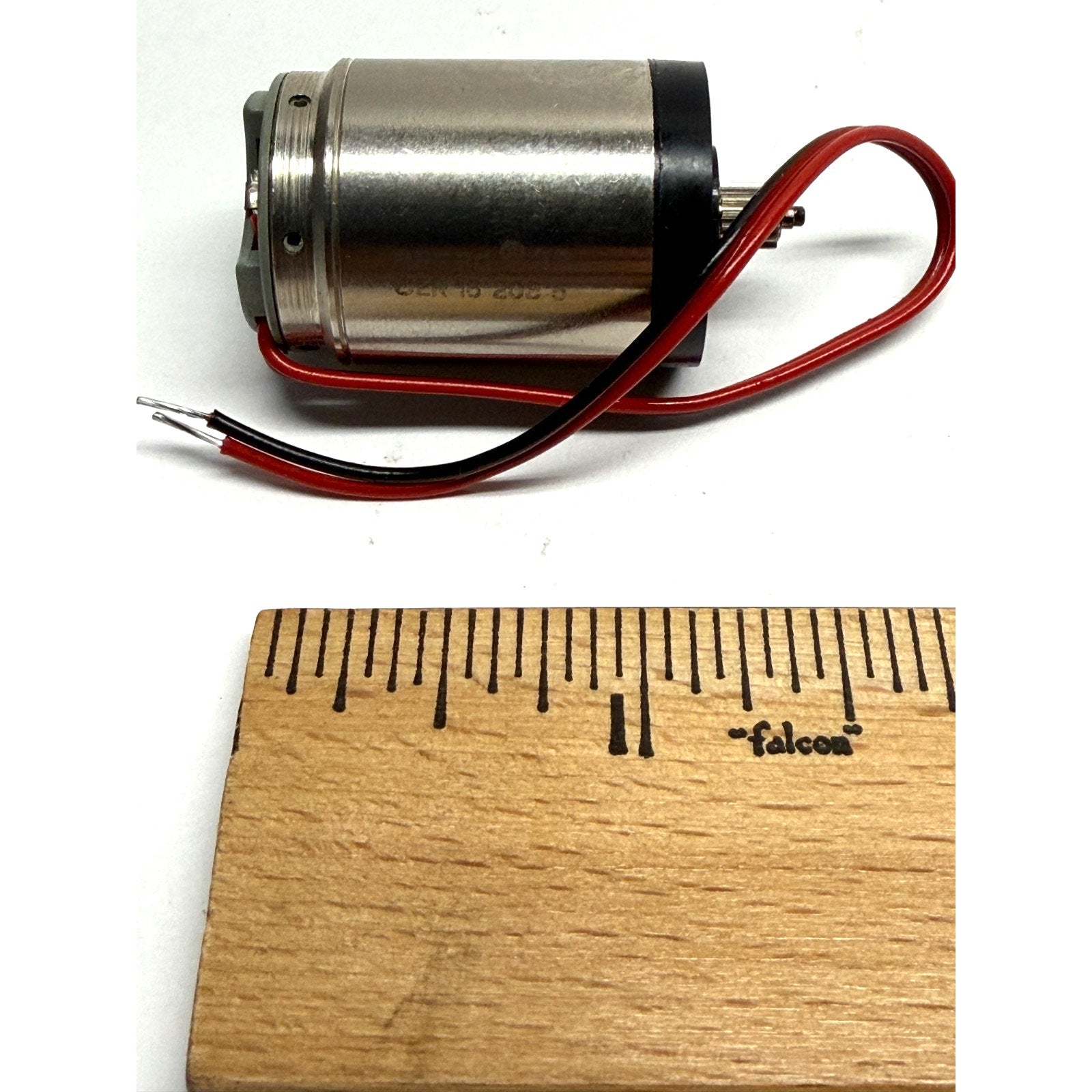 Vintage NEW ESCAP 22 MOTOR C17-210-E-64 12.85M