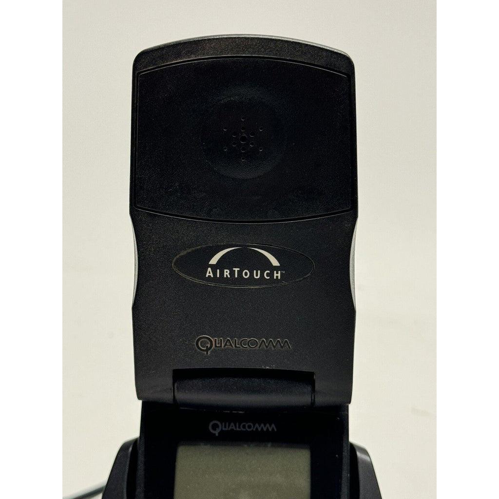 VINTAGE RARE QUALCOMM AIRTOUCH FOLDING CELL PHONE FOR PARTS