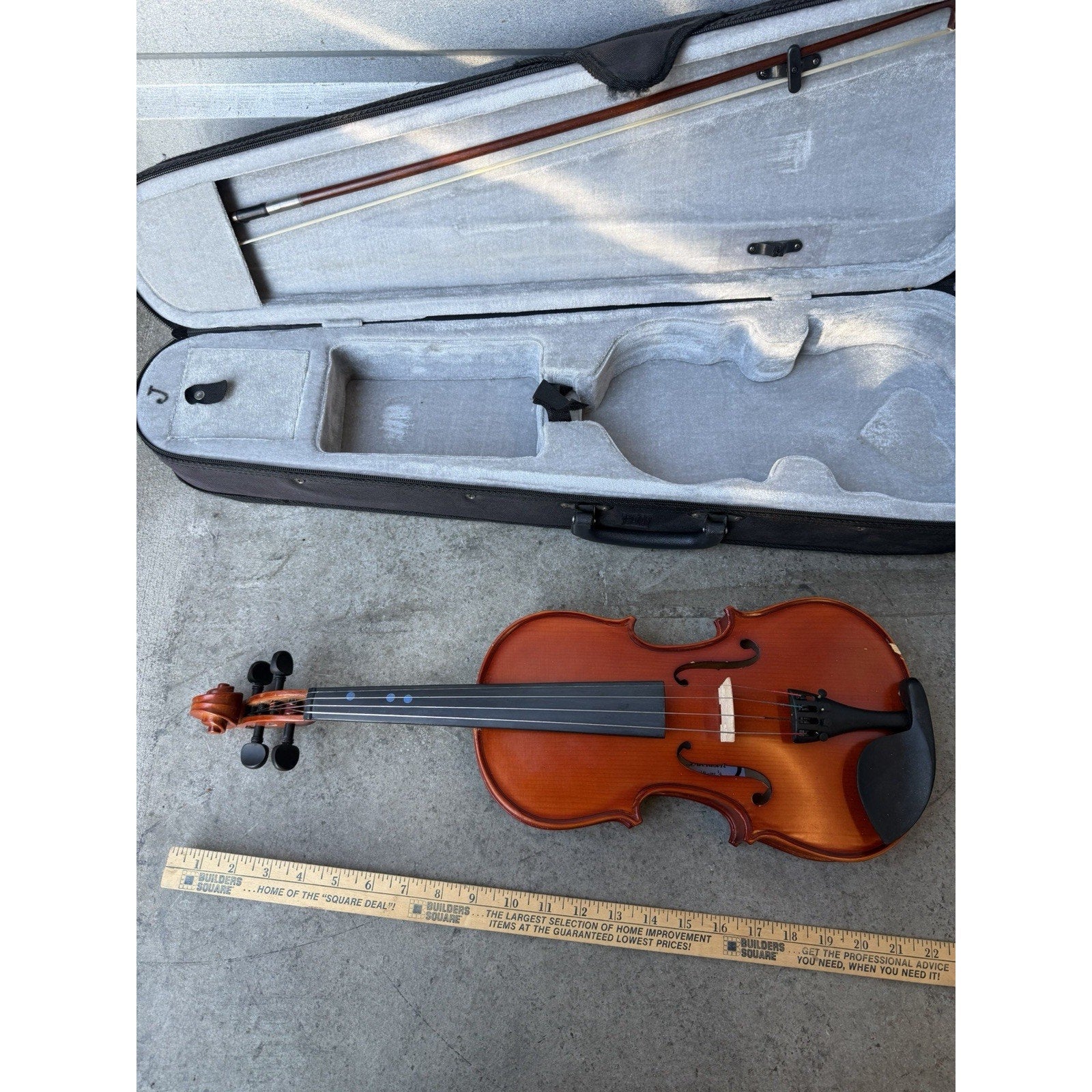 Davidson Model VN-100 Violin With Case, 3/4 Size