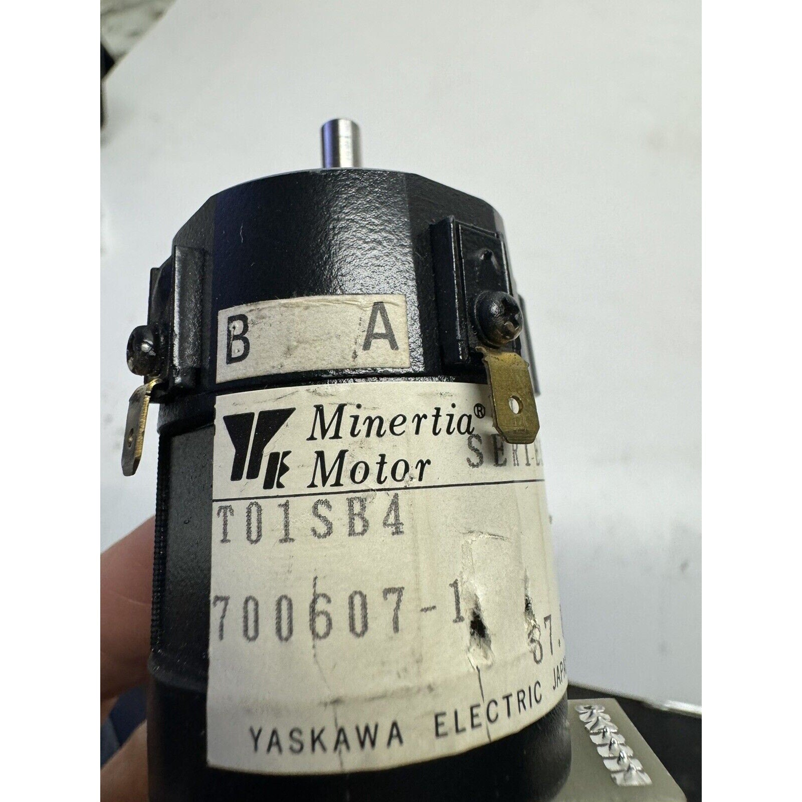 VINTAGE Yaskawa Electric Minertia Motor Mini Series T01SB4 700607 Made in Japan