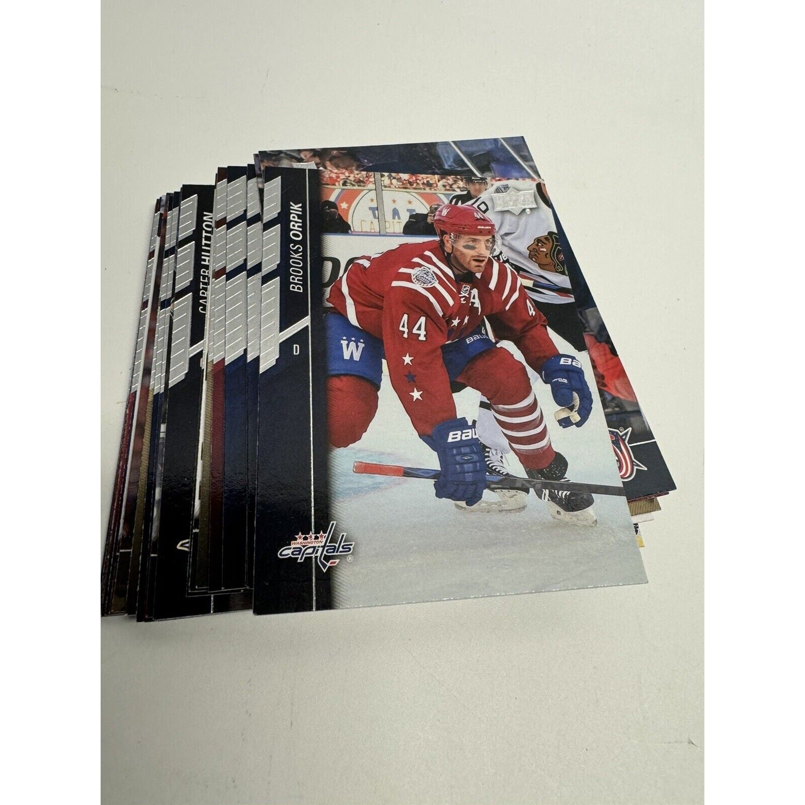 2015-16 Upper Deck Hockey Series 1 one Hobby Box : 178 Cards
