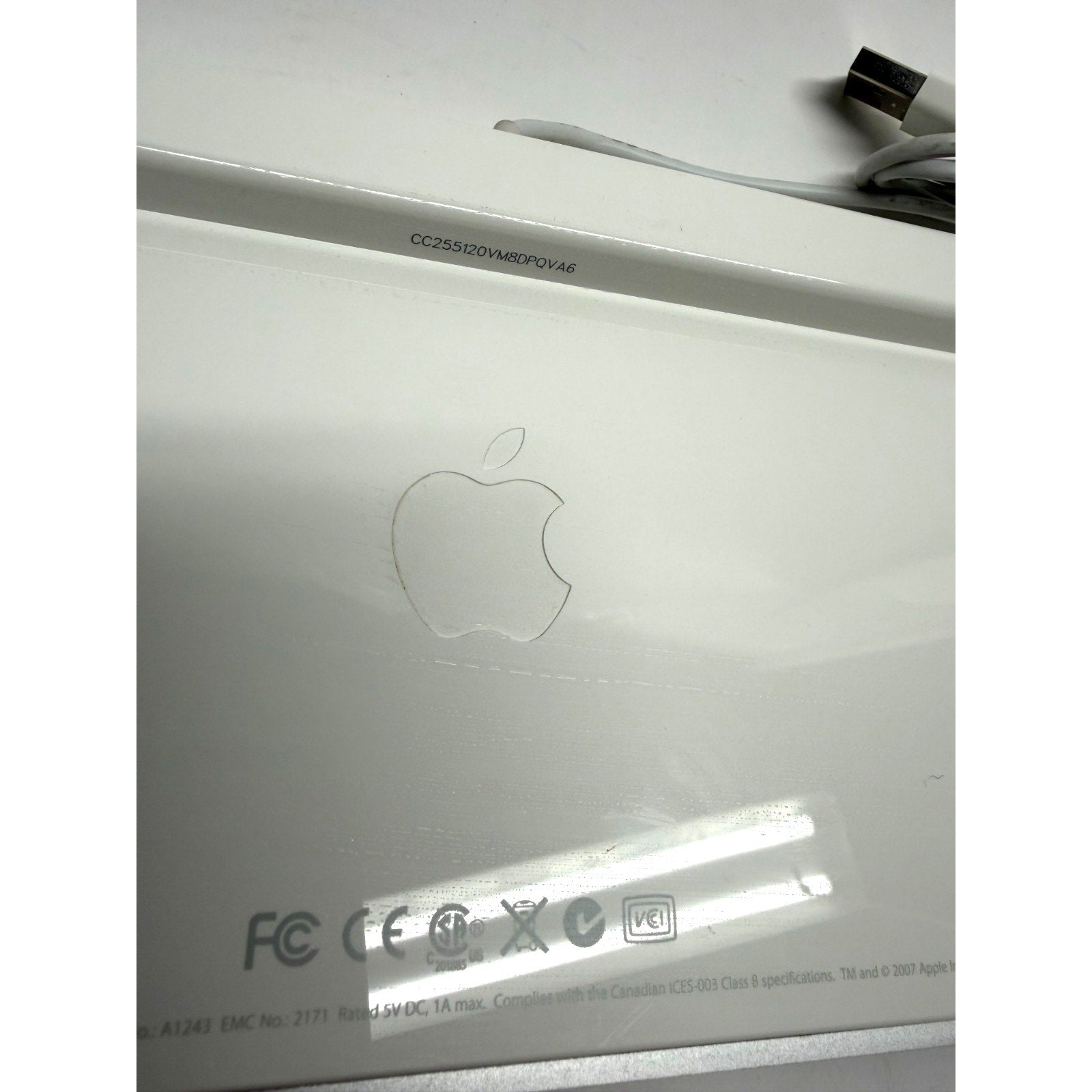 VTG Genuine Apple A1243 Wired USB Keyboard w/Keypad for iMac, Mac Mini, Mac Pro