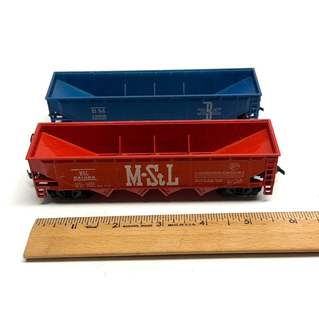 Vtg Lot 2 HO Scale Quad Hopper Cars: Bachmann M&StL 541085 & Tyco B&M 12608