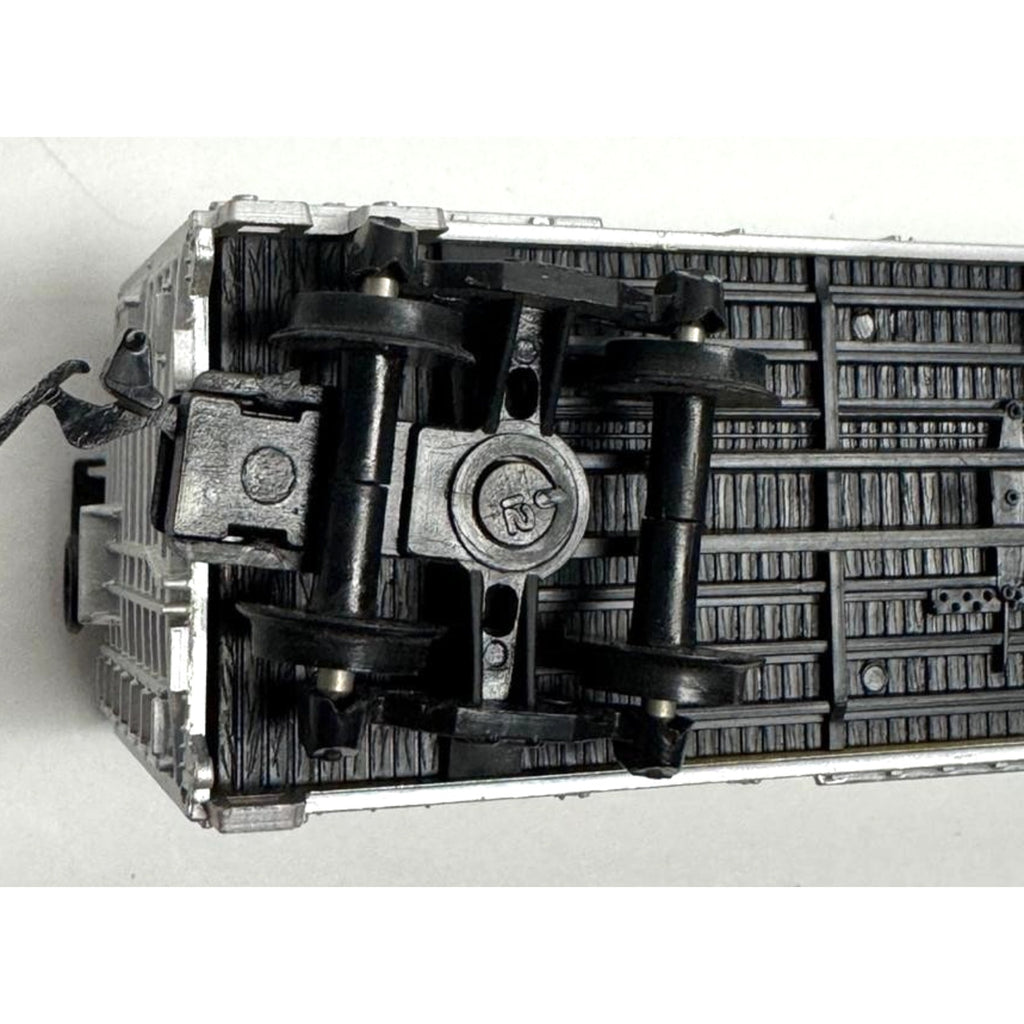 VINTAGE HO Scale Bachmann 50' Steel Reefer Car - Made in Taiwan