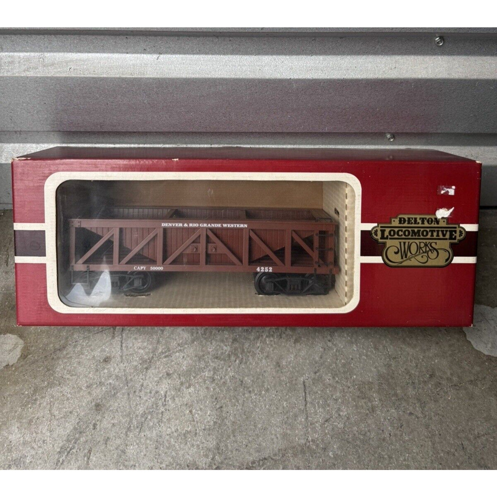 VINTAGE FACTORY SEALED DELTON 4252 DENVER & RIO GRANDE WESTERN HOPPER CAR