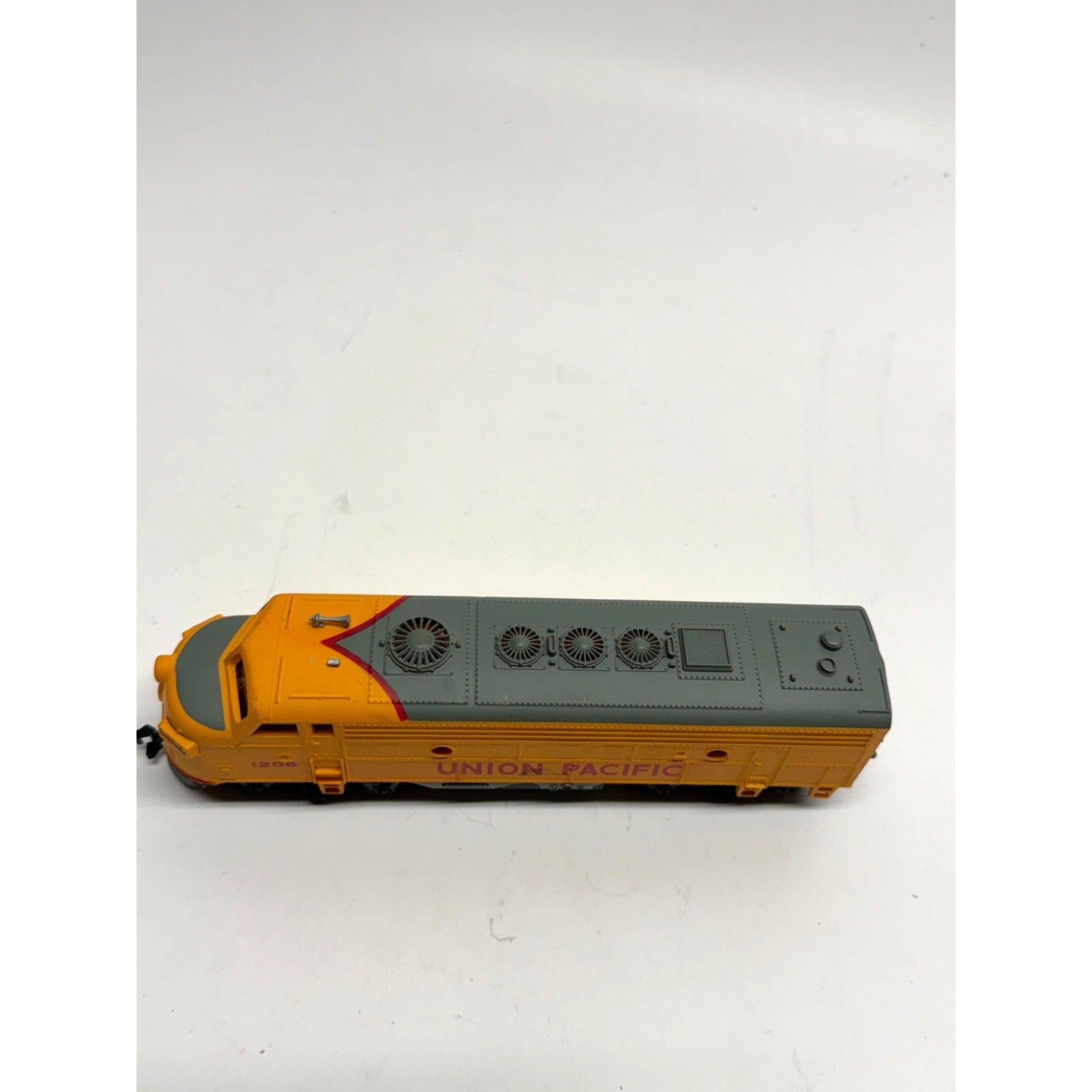 VTG Bachmann Union Pacific 1206 Locomotive HO Scale Diesel Engine Untested As Is