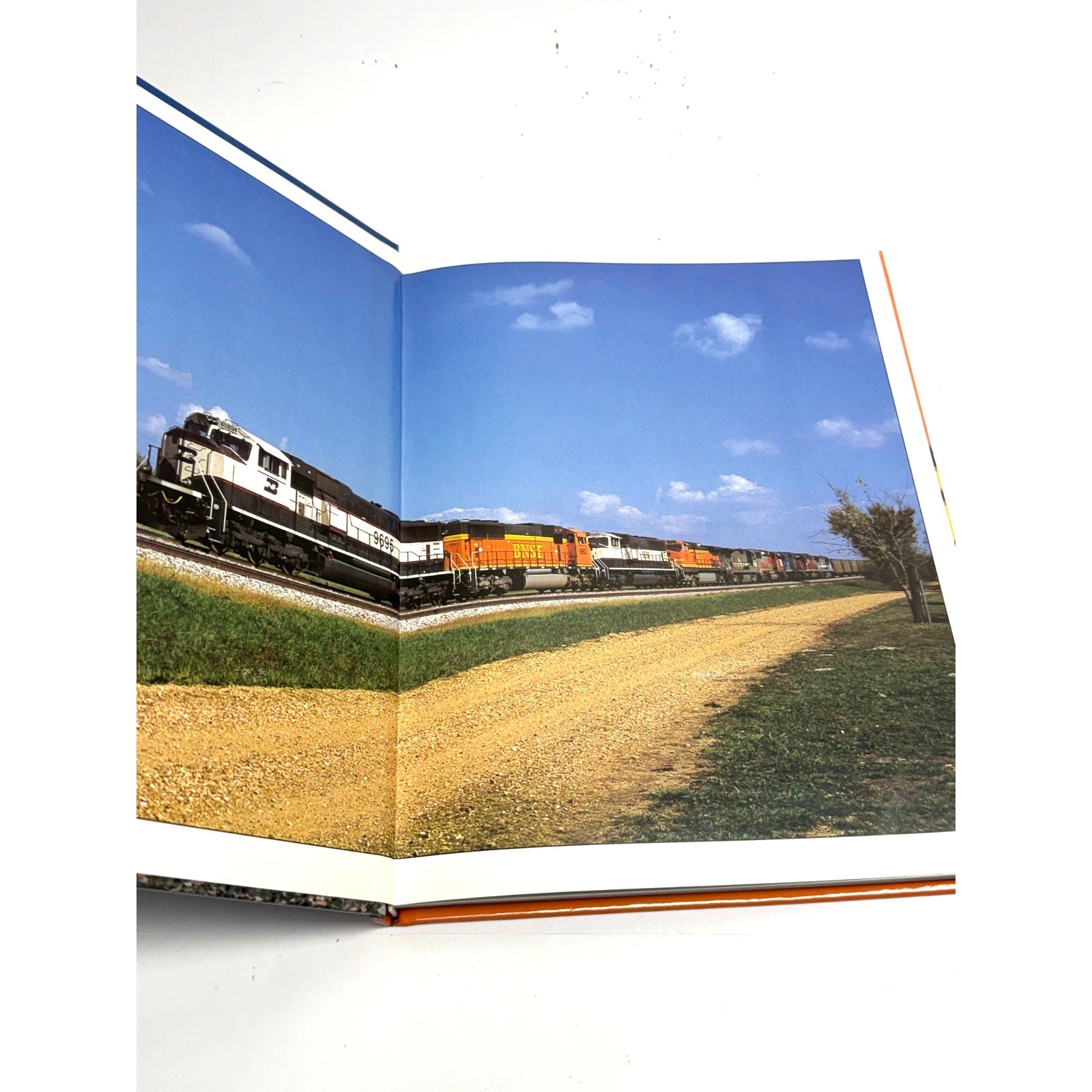 VTG Burlington Northern Santa Fe 1998/1999 Motive Power Annual by Shippen&Shine
