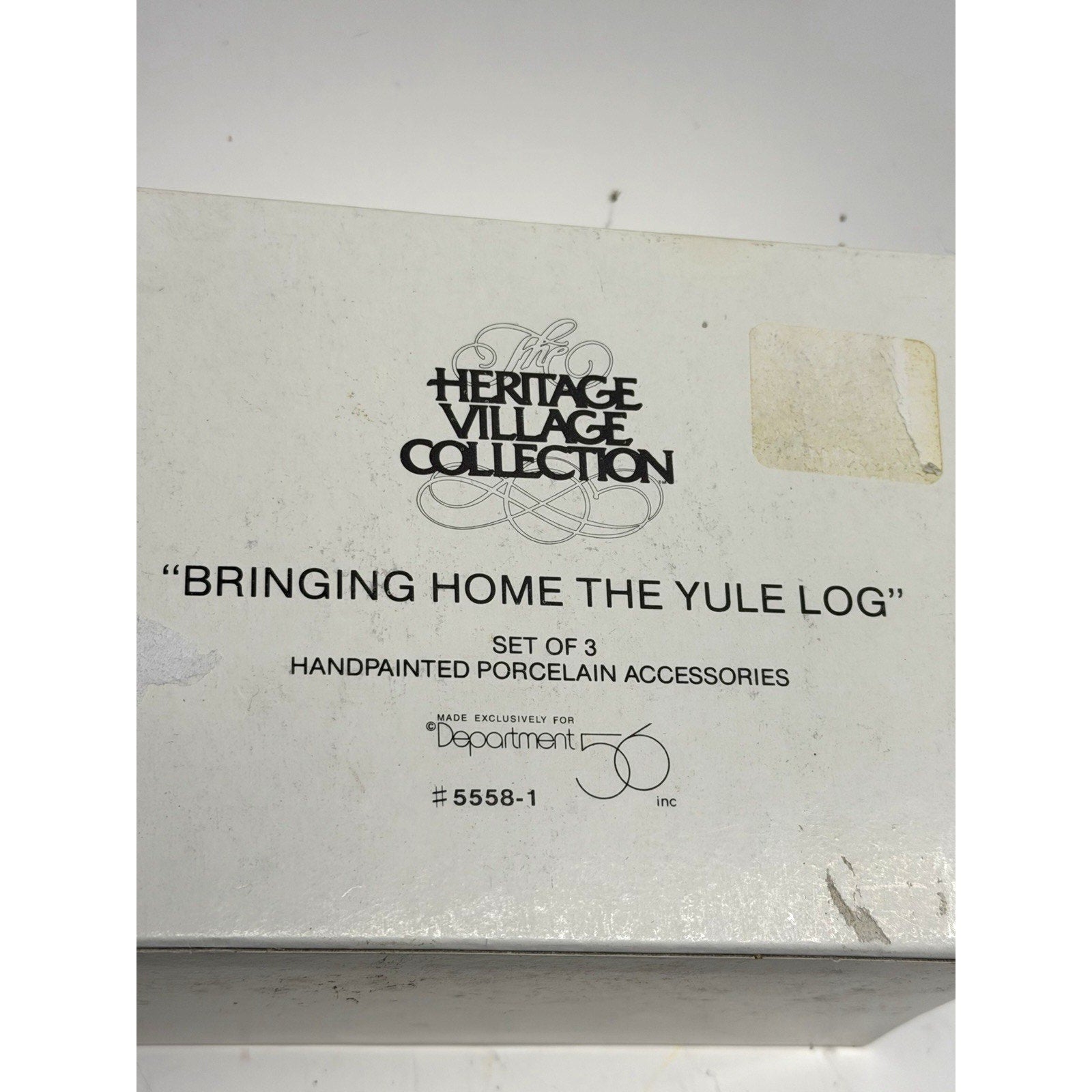 Vintage Sealed Dept. 56 Heritage Village BRINGING HOME THE YULE LOG #5558-1