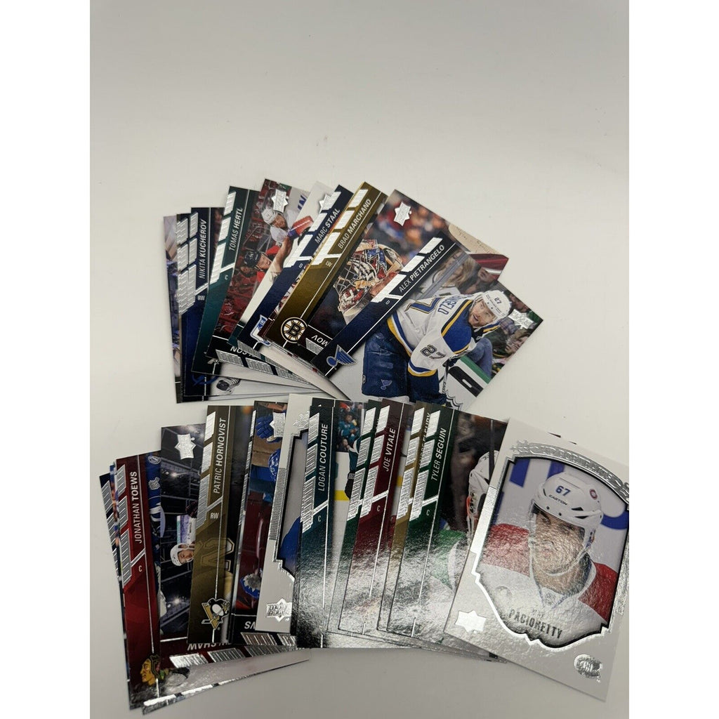 2015-16 Upper Deck Hockey Series 1 one Hobby Box : 178 Cards