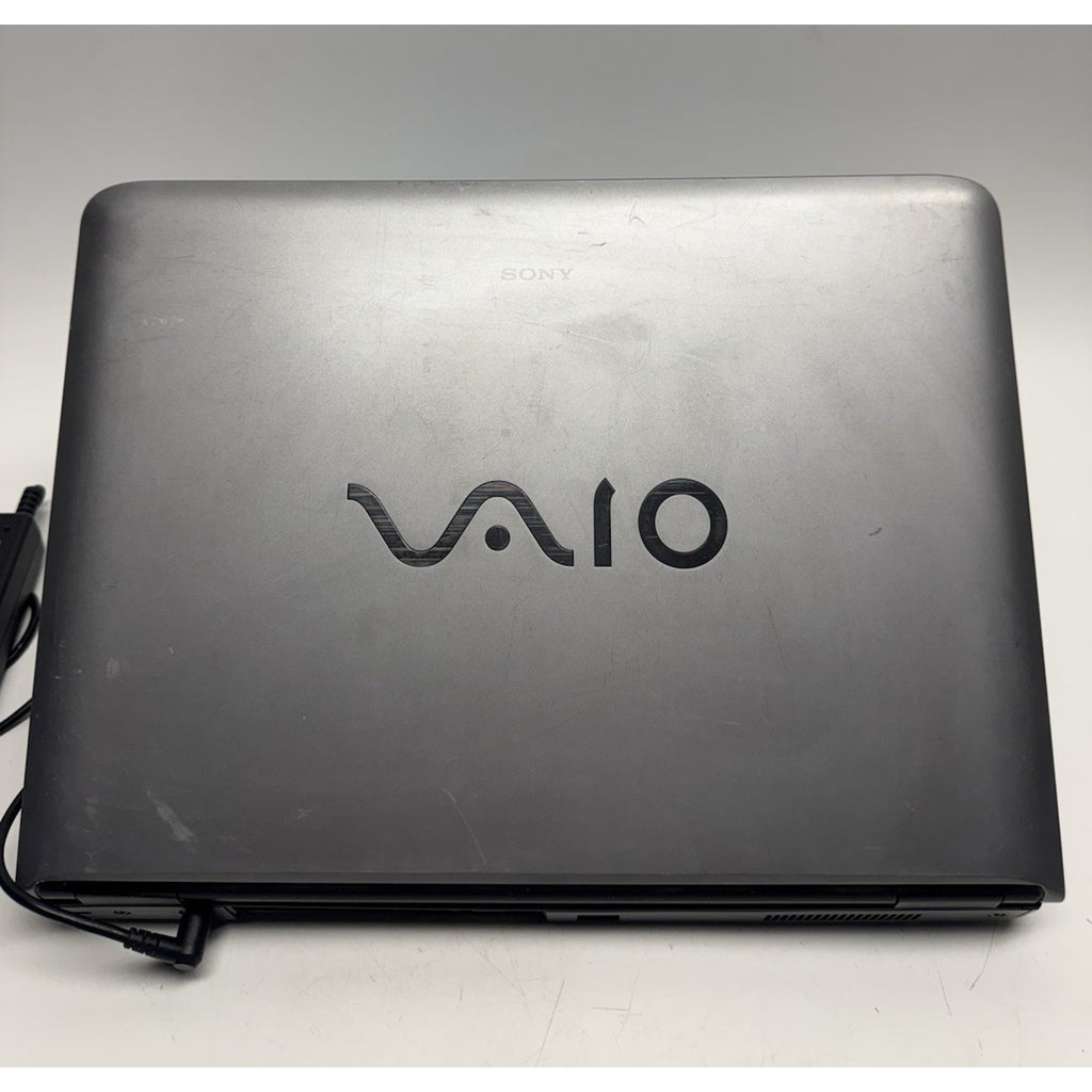 Vintage Sony Vaio PCG-8QEL Pentium Windows 7 DVD 1.25GB RAM 70GB Hard 15"
