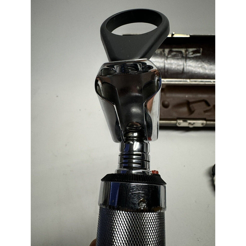 VINTAGE Welch Allyn Operating Otoscope Ophthalmoscope Set Plugin Handle