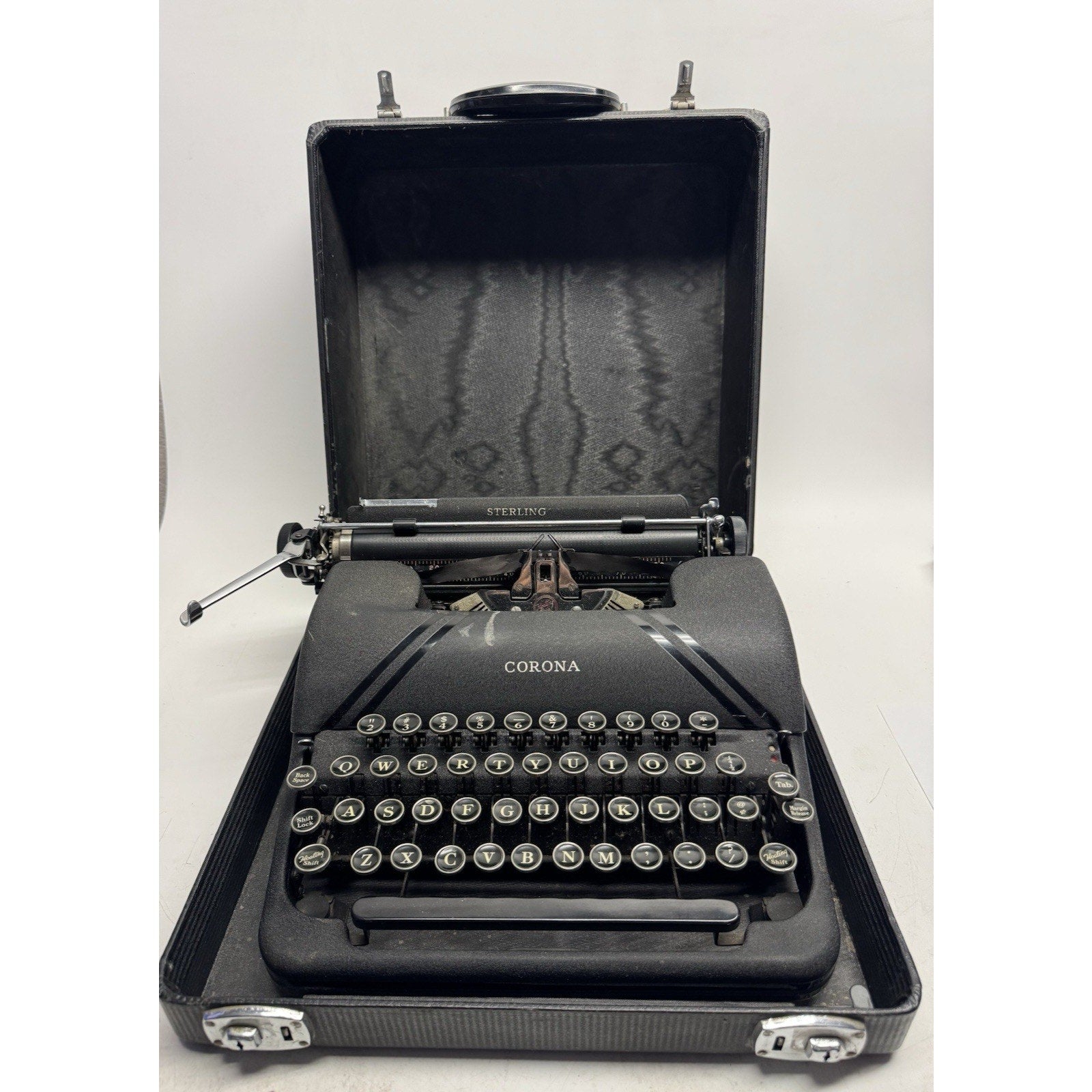 Vintage 1949 Smith-Corona Sterling Functional Typewriter