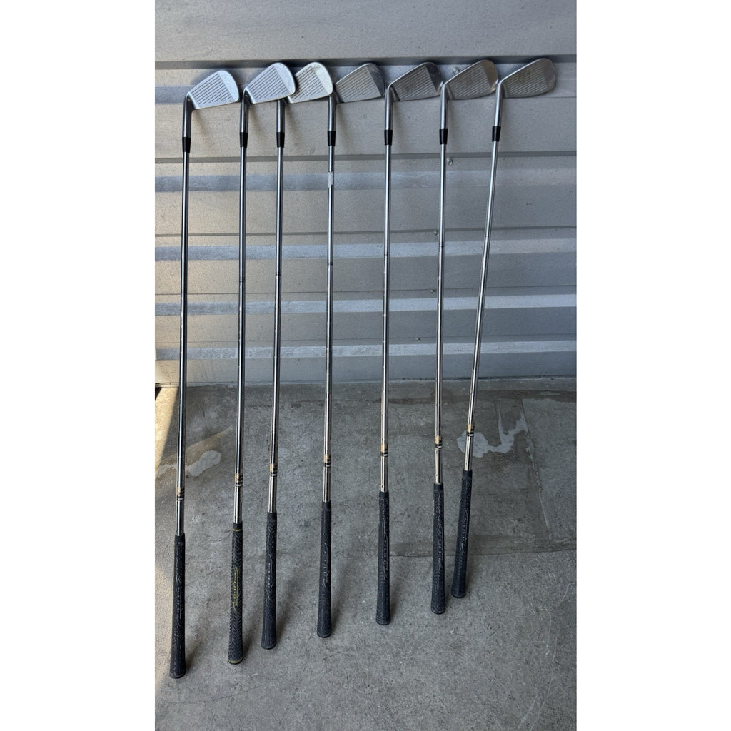 7 Pcs Titleist 690.CB FORGED 3-4-5-6-7-8-9 Iron set w/True Temper Dynamic Gold
