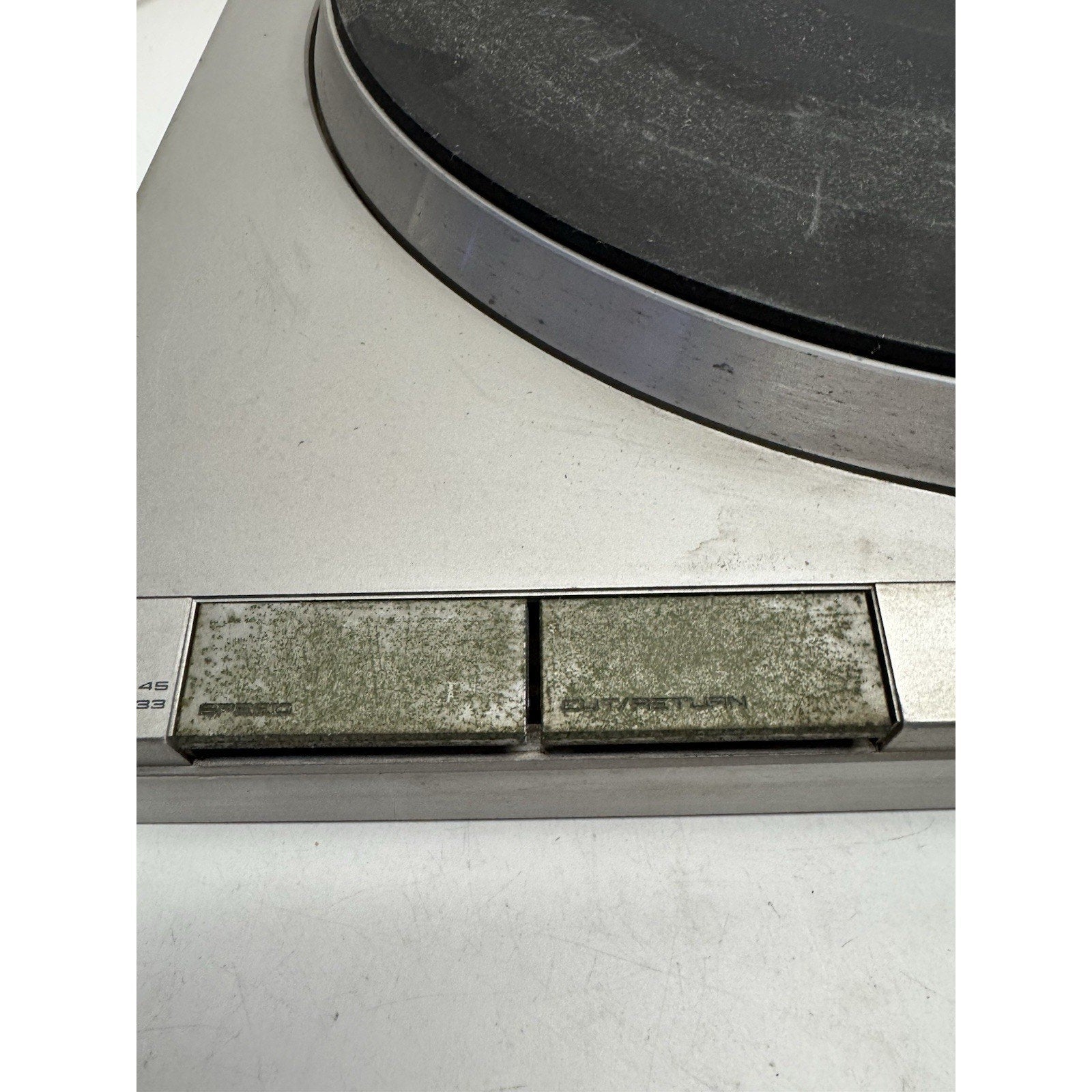 VINTAGE Akai AP-Q310 Quartz Fully Automatic Turntable Need Repair