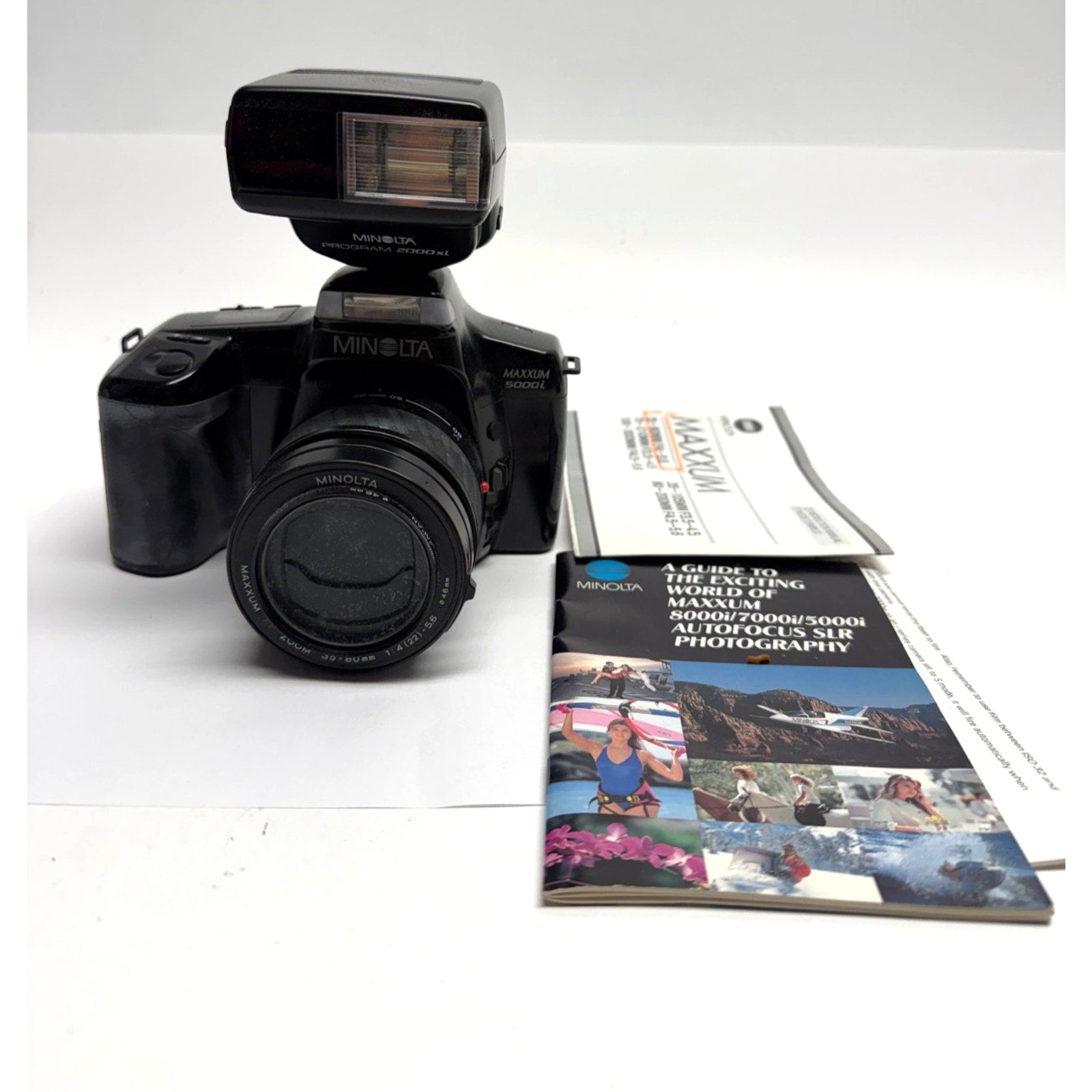 Vintage Minolta Maxxum 5000i 35mm SLR Film Camera portrait -Untested