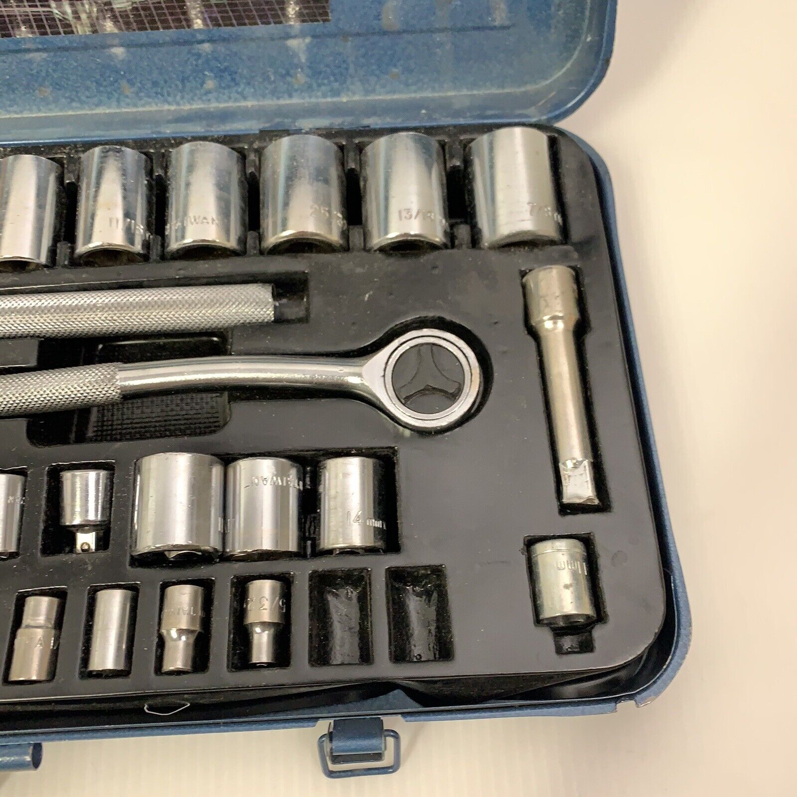 Vintage Master Mechanic 52 PC S.A.E. & Metric Socket Set 3/8, 1/4, 1/2, Drive