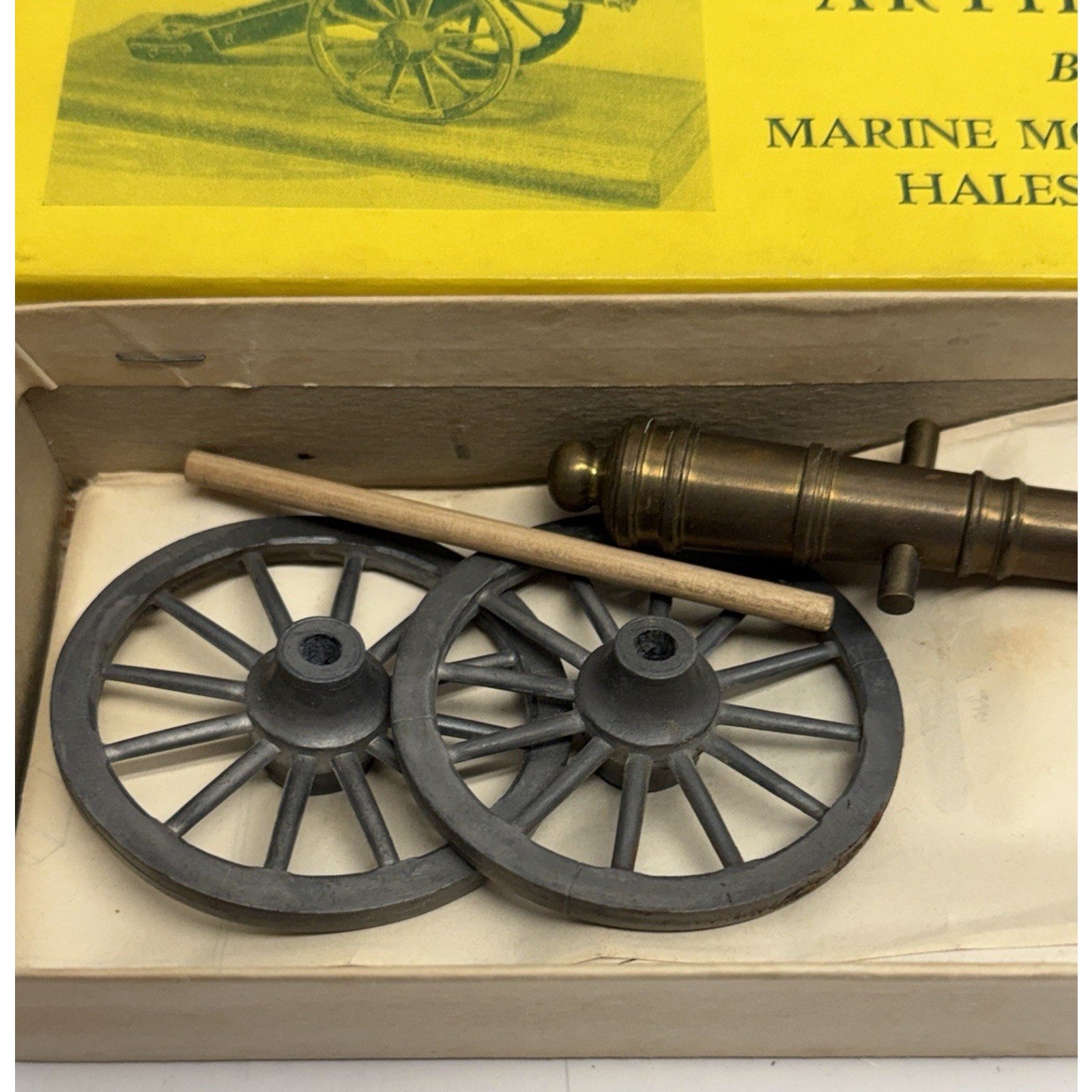 Vintage Marine Model Company, Inc. Eight Pound Field Artillery, No. 1108