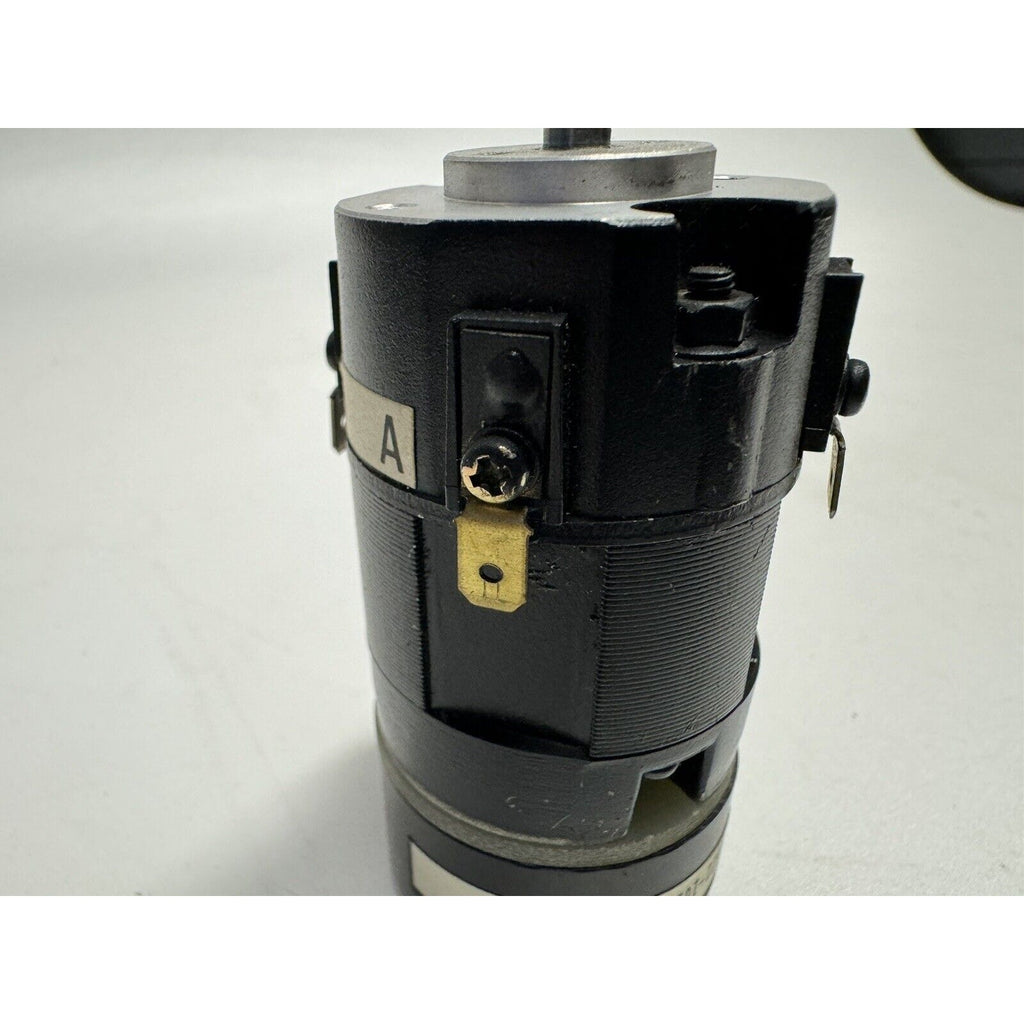 VINTAGE Yaskawa Electric Minertia Motor Mini Series T01SB4 700607 Made in Japan