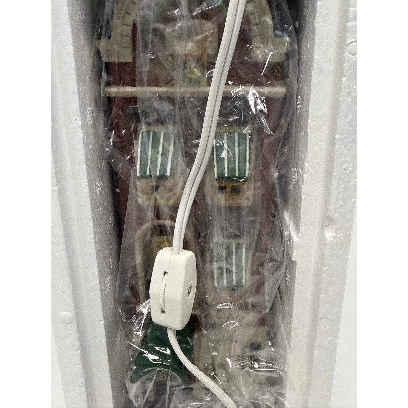VINTAGE SEALED NEW Dept 56 Christmas in the City BEEKMAN HOUSE 58878