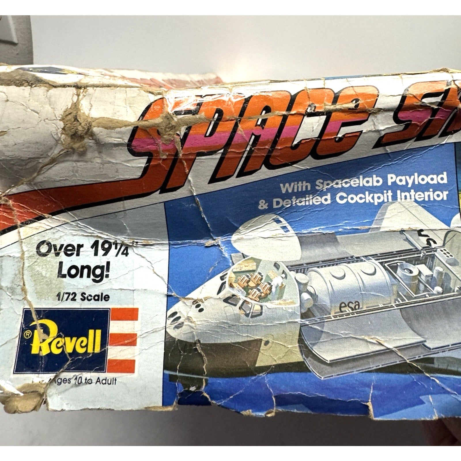 VINTAGE NOS Space Shuttle Columbia No.4702 By Revell Sealed inside SCALE 1/72