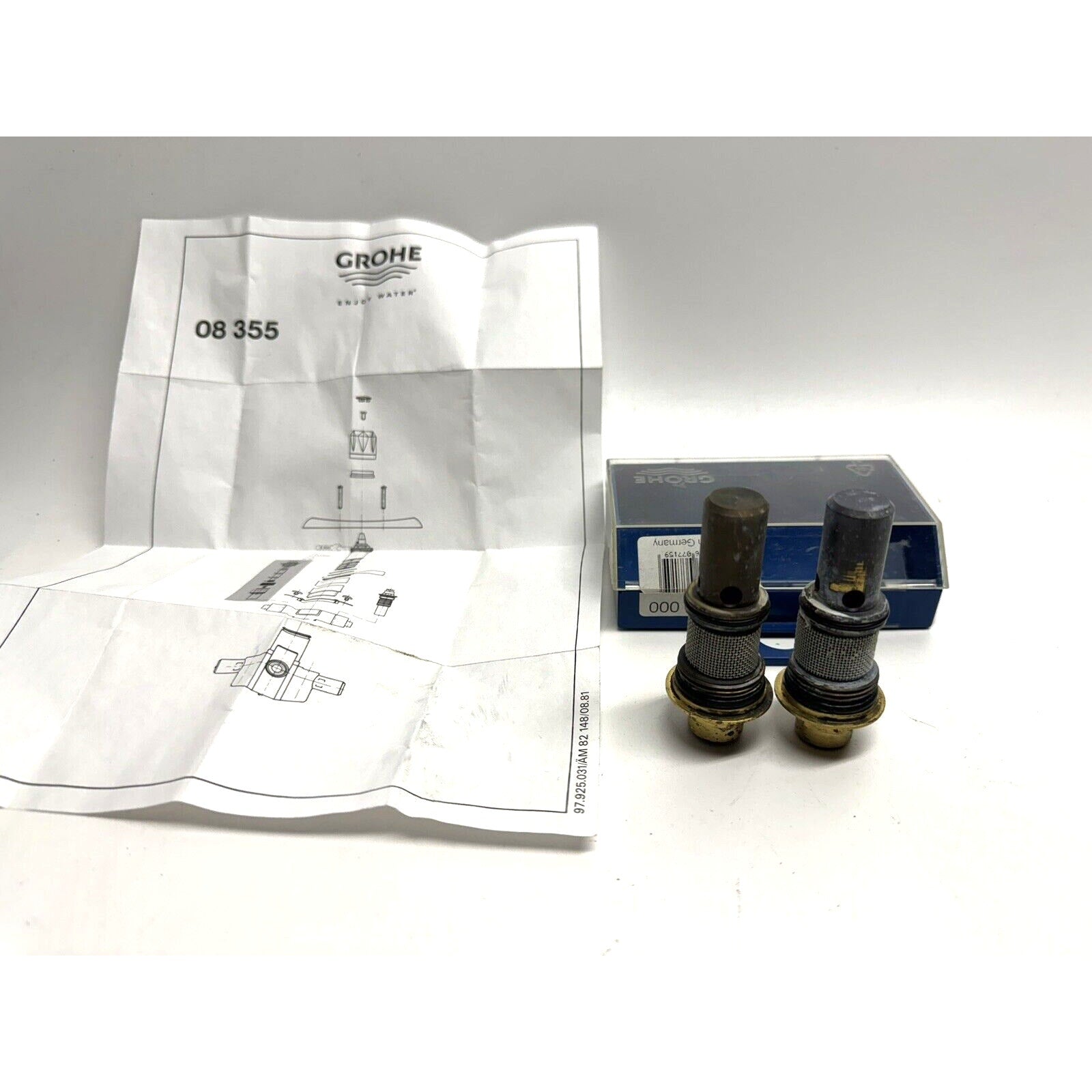 VINTAGE LOT OF 2 USED GROHE 0835500M Universal Stop Valve, one-size
