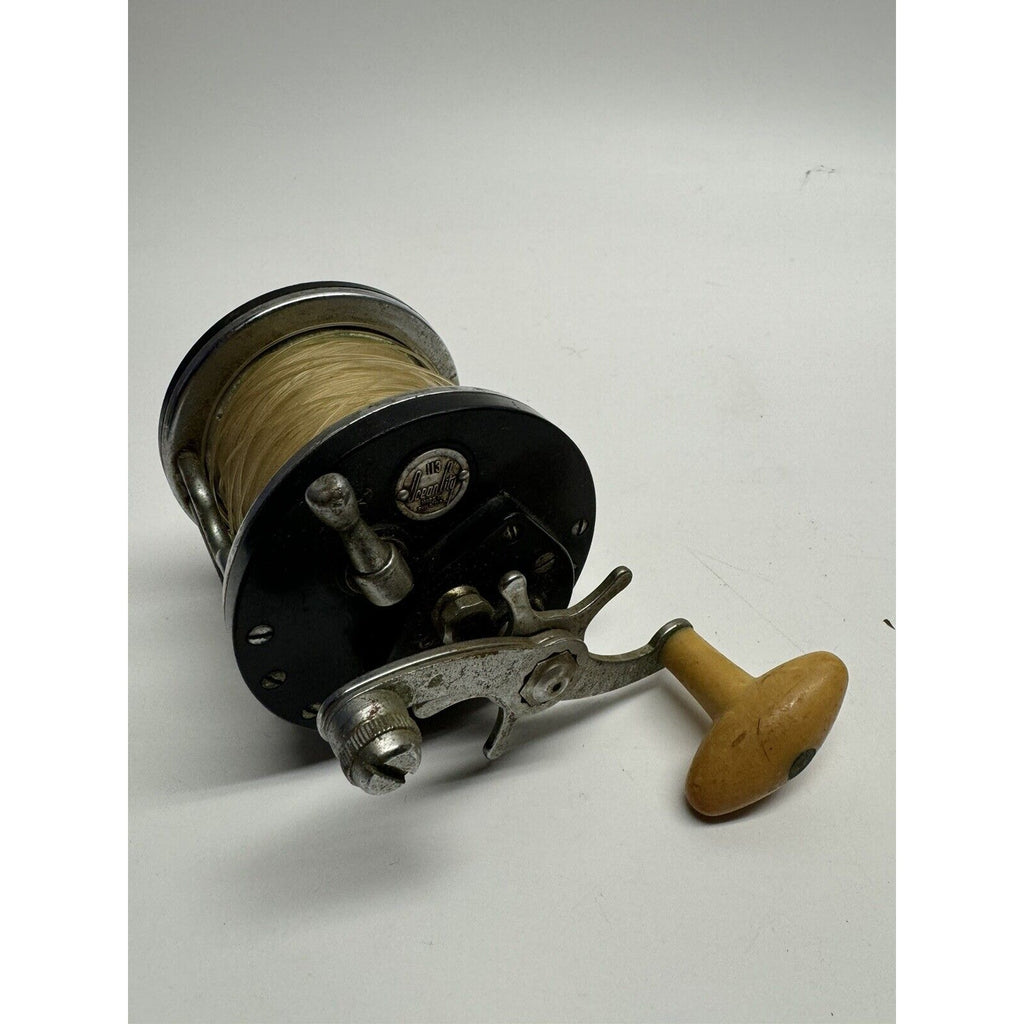 VINTAGE Ocean City 113 Fishing Reel MADE IN USA