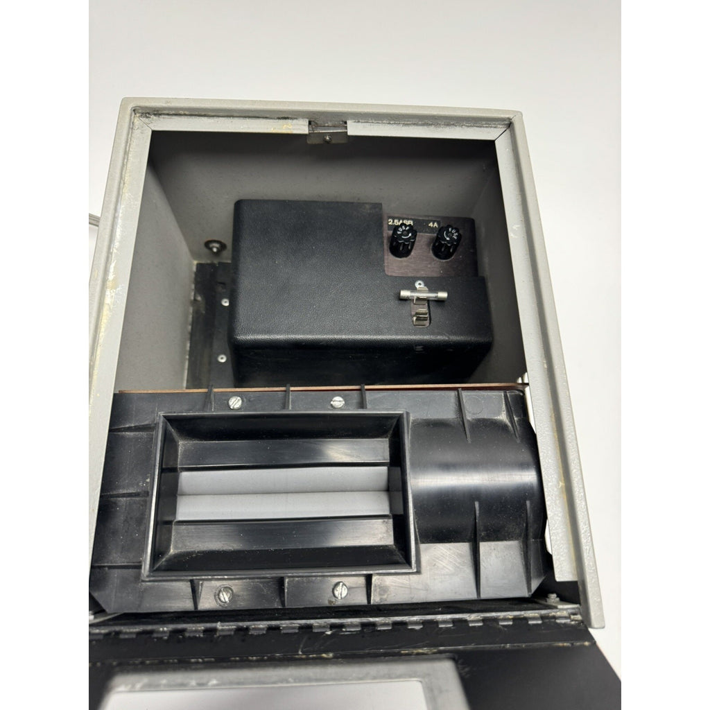 Vintage RARE Polaroid ID-2 Land Identification System Photo ID Camera TURNS ON!