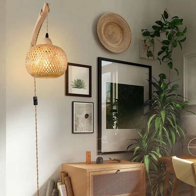Bamboo Lantern Wall Lamp - Hand-Woven Natural Rattan Wicker E27 Chandeliers and Wall Light Fixtures for Elegant Room Decor