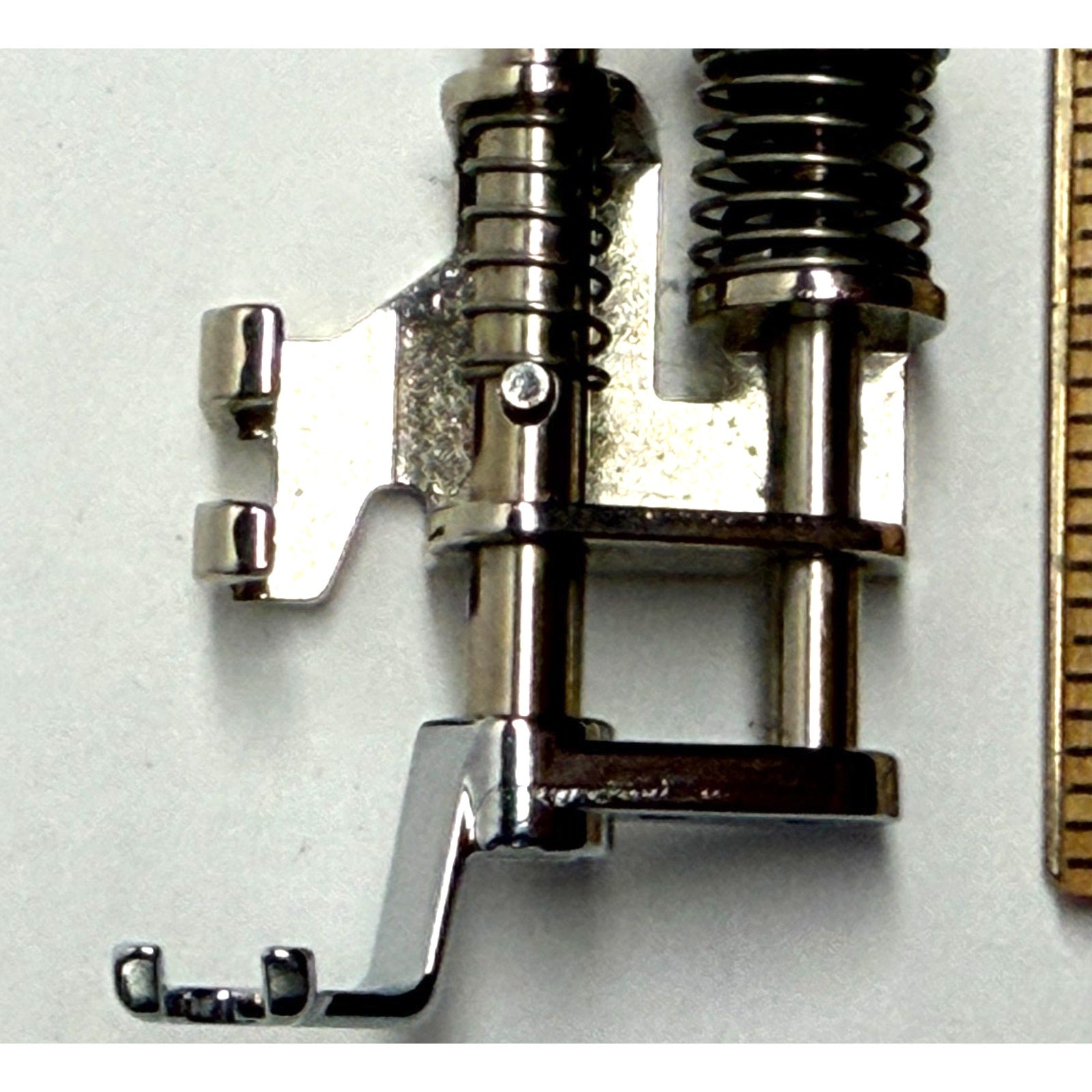 VTG CONVERTIBLE FREE MOTION QUILTING FOOT SET-JANOME ELNA LOW SHANK SEWING